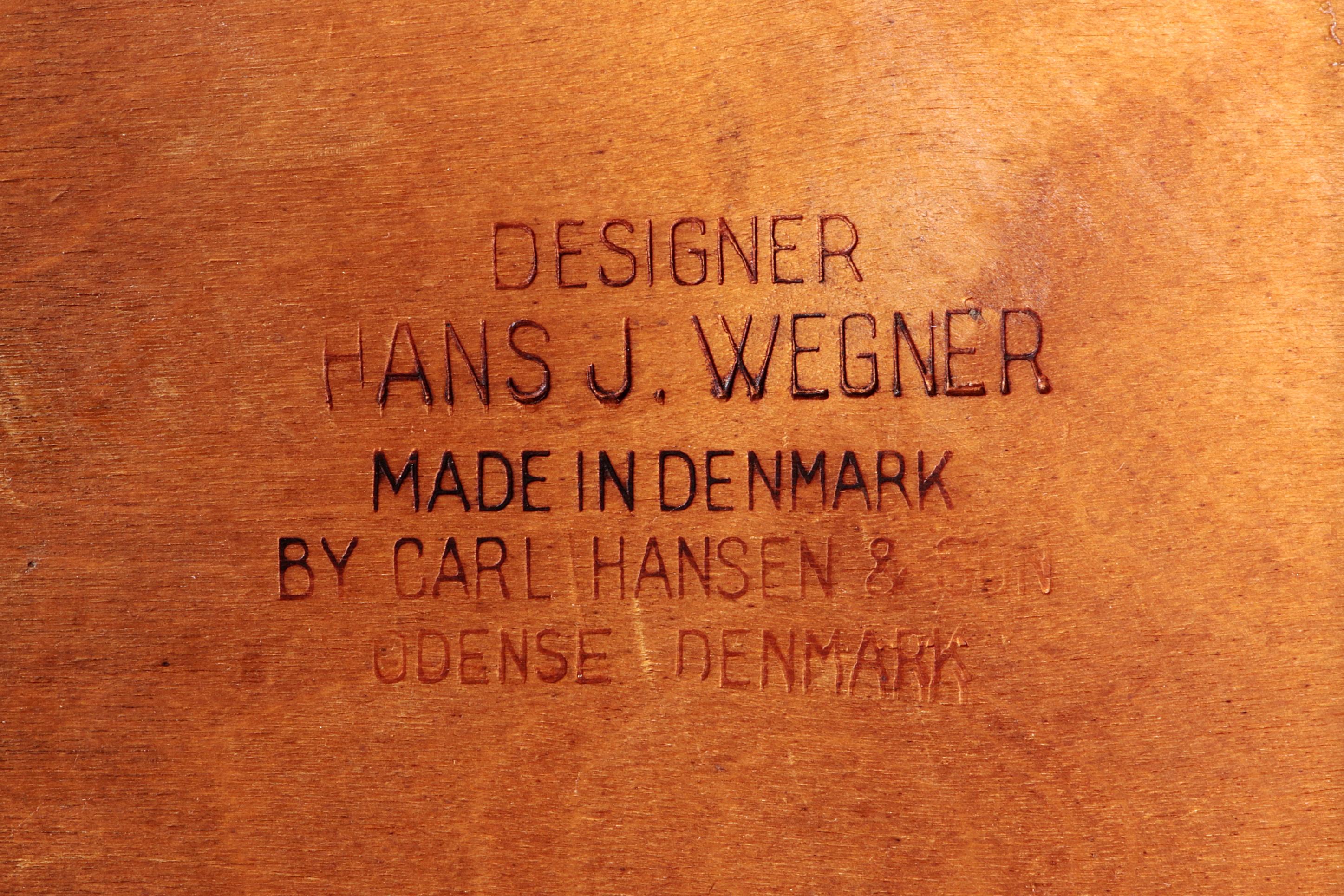 Hans J. Wegner Juego de comedor 8 sillas CH29 Sawbuck y mesa AT 310 en venta 13