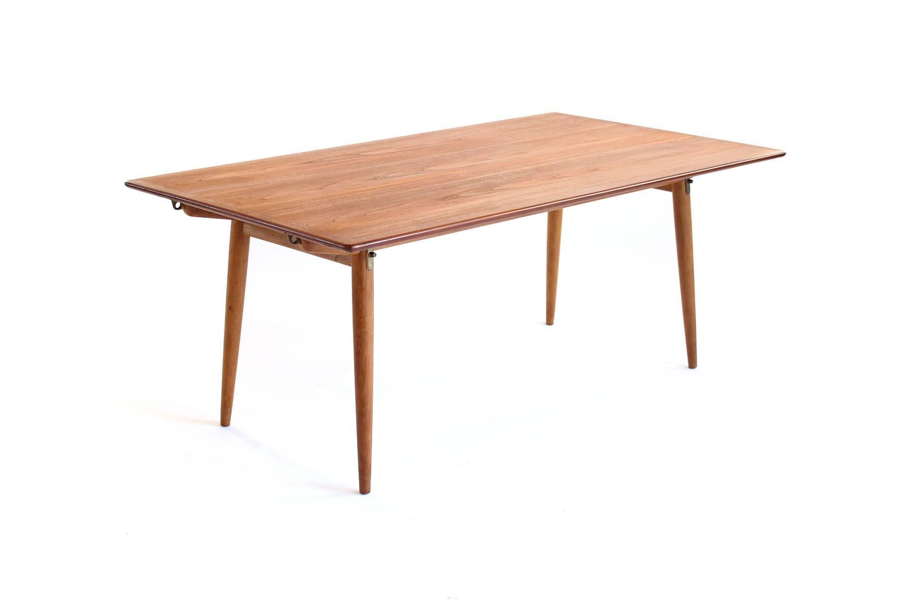 Danish Hans J. Wegner Dining Table for Johannes Hansen JH 570