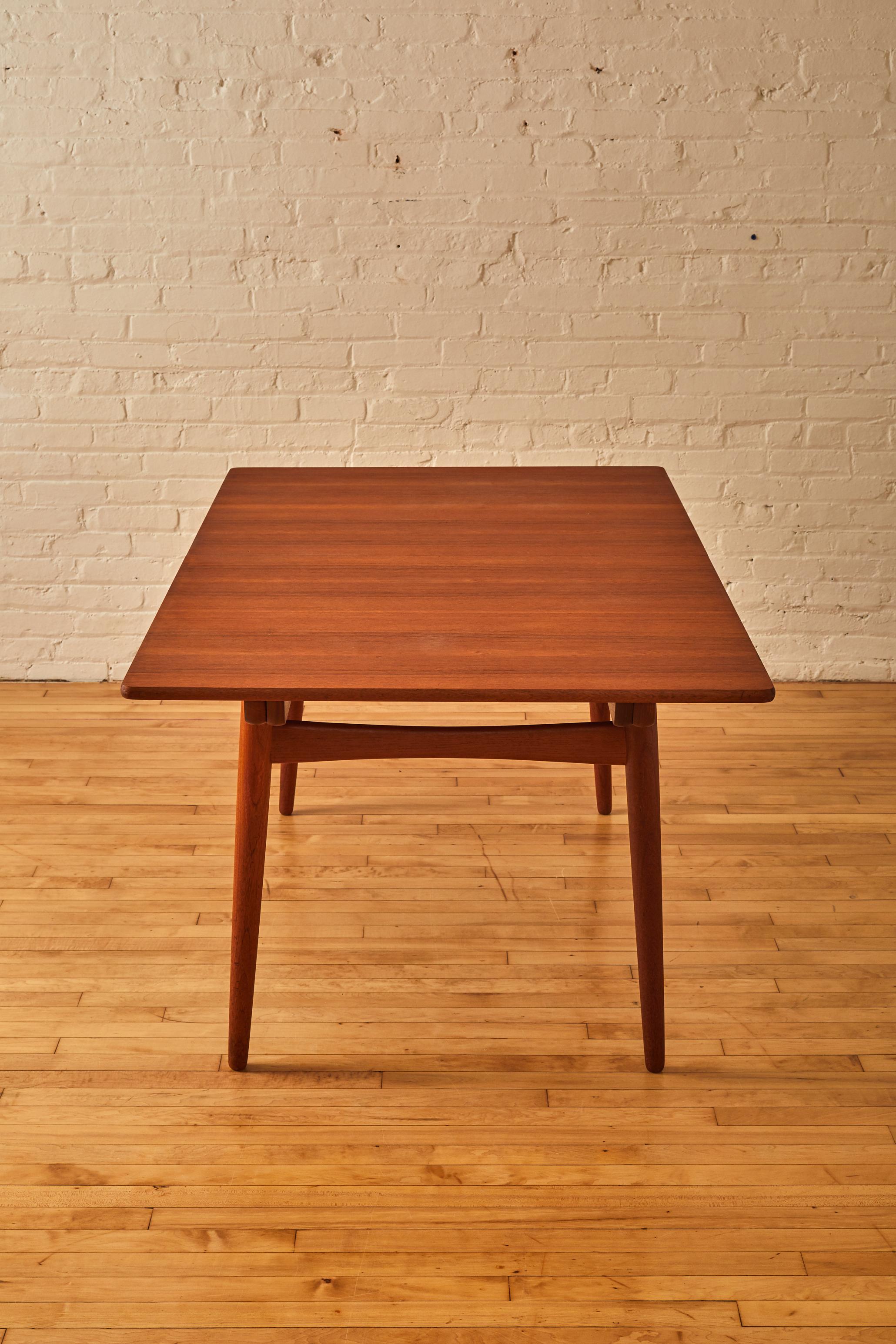 Hans J. Wegner Dining Table 1