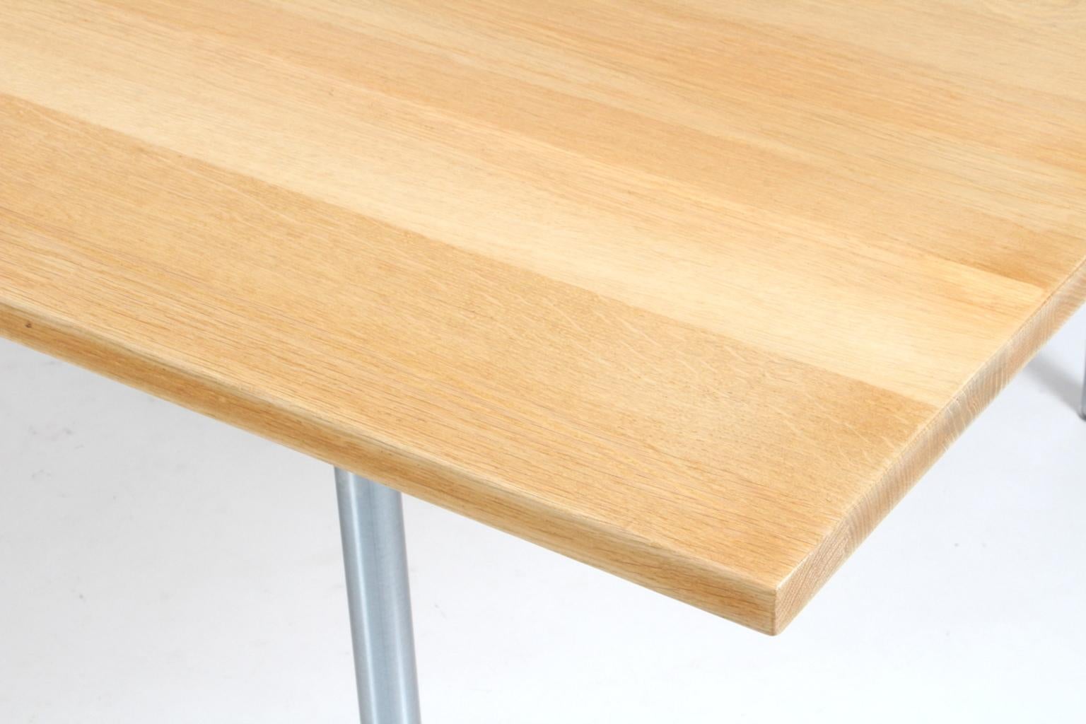 Brushed Hans J. Wegner Dining Table, Model CH316, Massive Soap Treated Oak