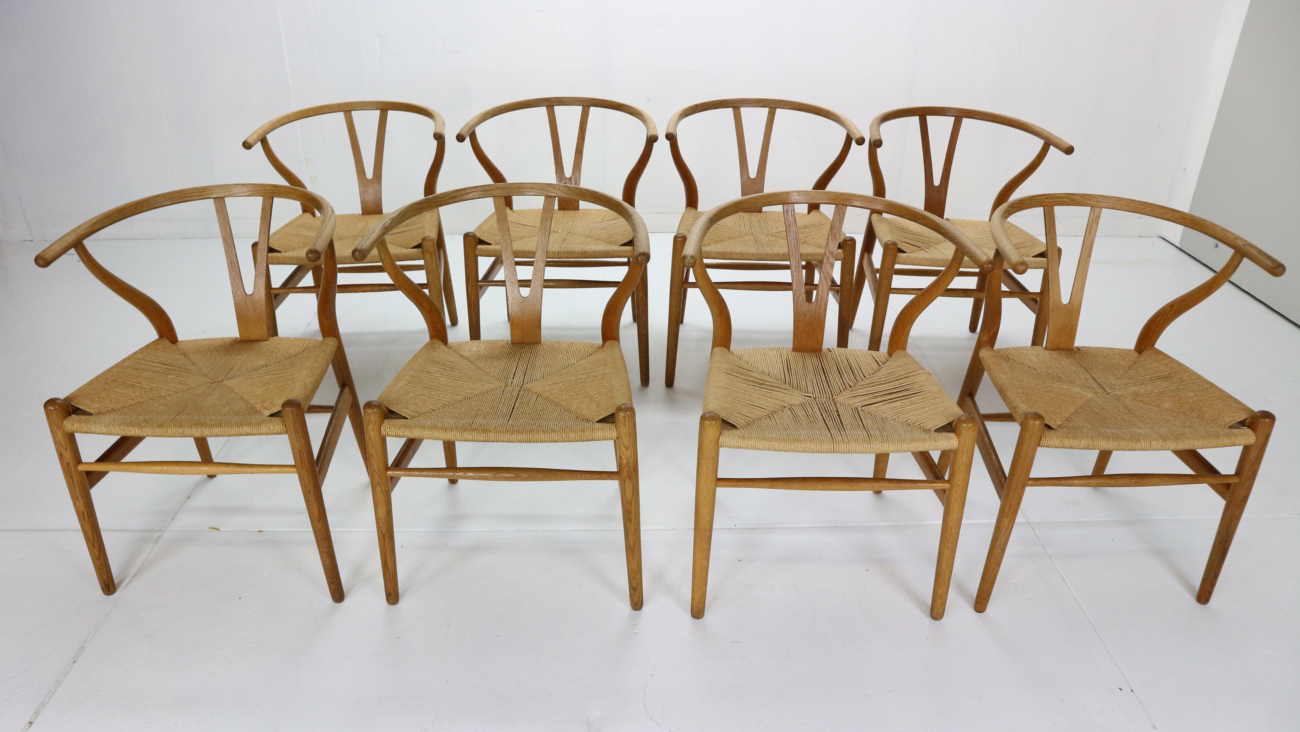 Hans J. Wegner Dinning Room Set- 8 Of Wishbone CH24 Chairs & Dining Table AT-312 4