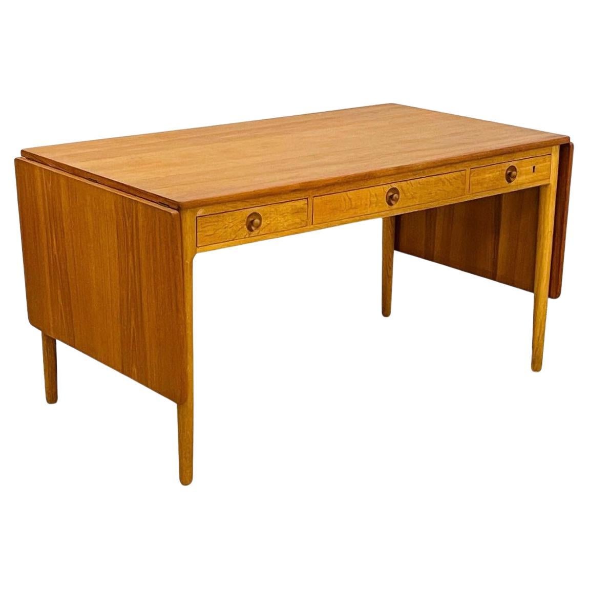 Hans J. Wegner Drop Leaf Desk or Table Model "AT-305" for Andreas Tuck, 1955 For Sale