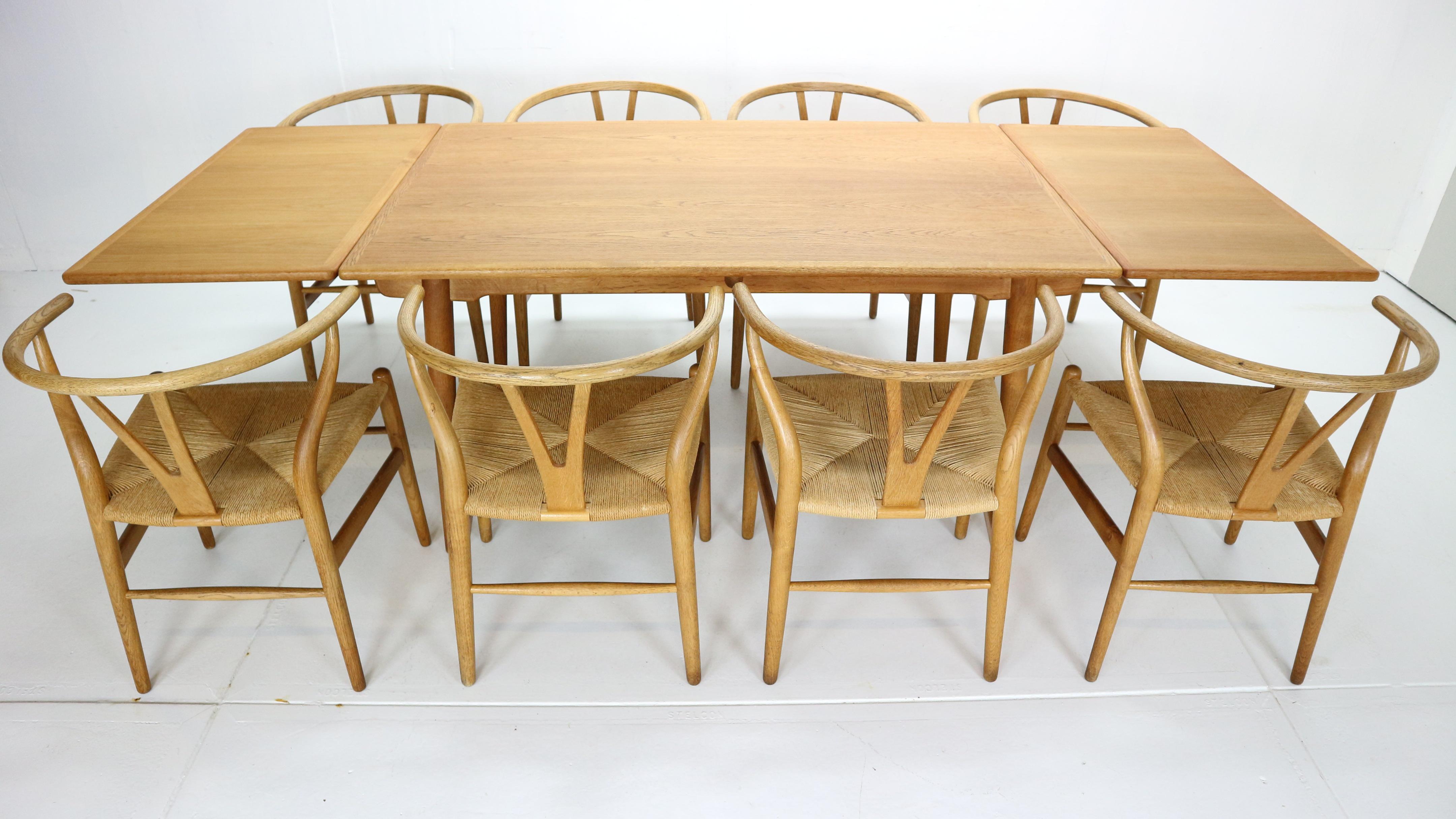 Hand-Woven Hans J. Wegner Early Edition Set of 8 Oak Wishbone CH24 Chairs, 1950, Denmark
