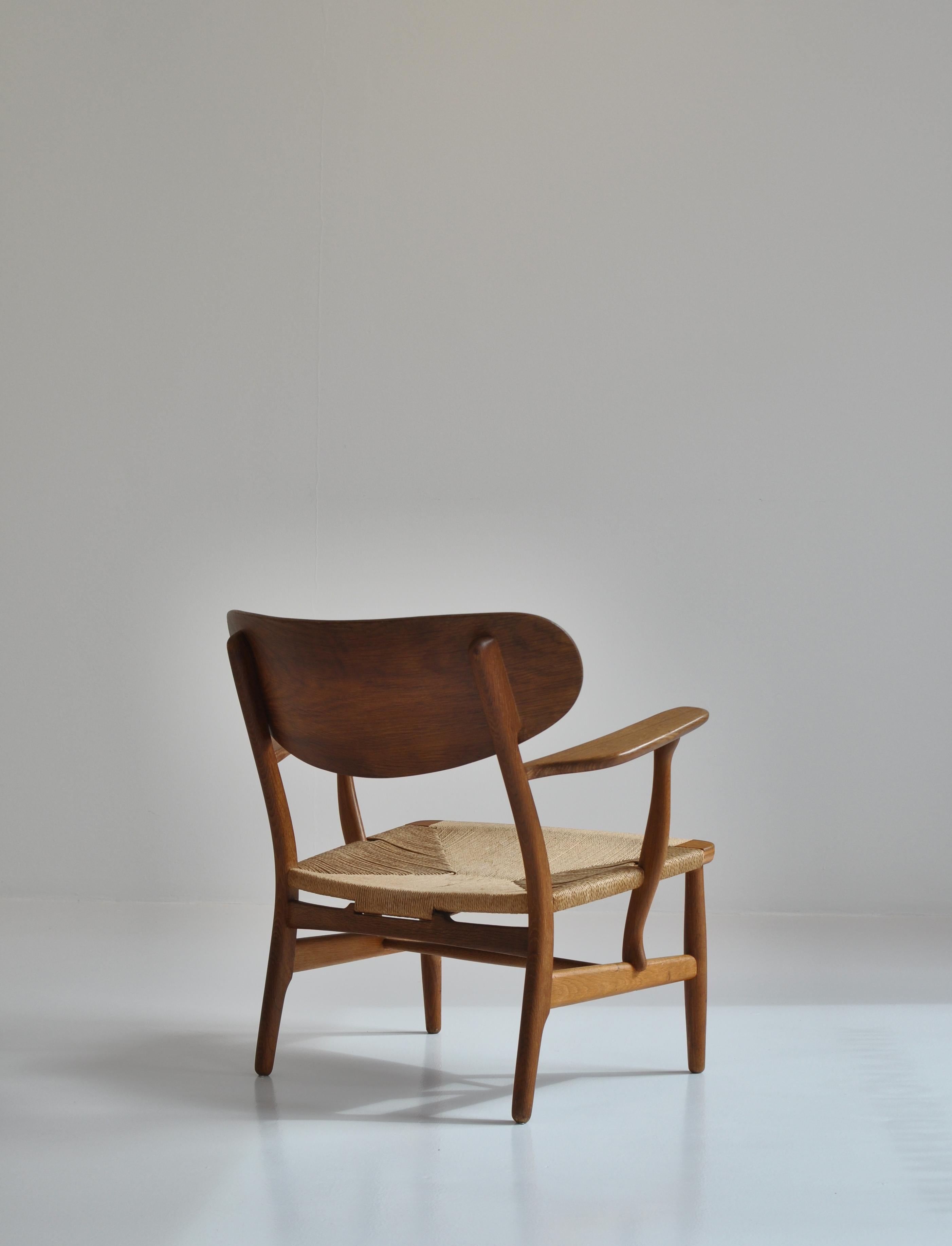 Hans J. Wegner Early Production Danish Modern Chair Model CH22