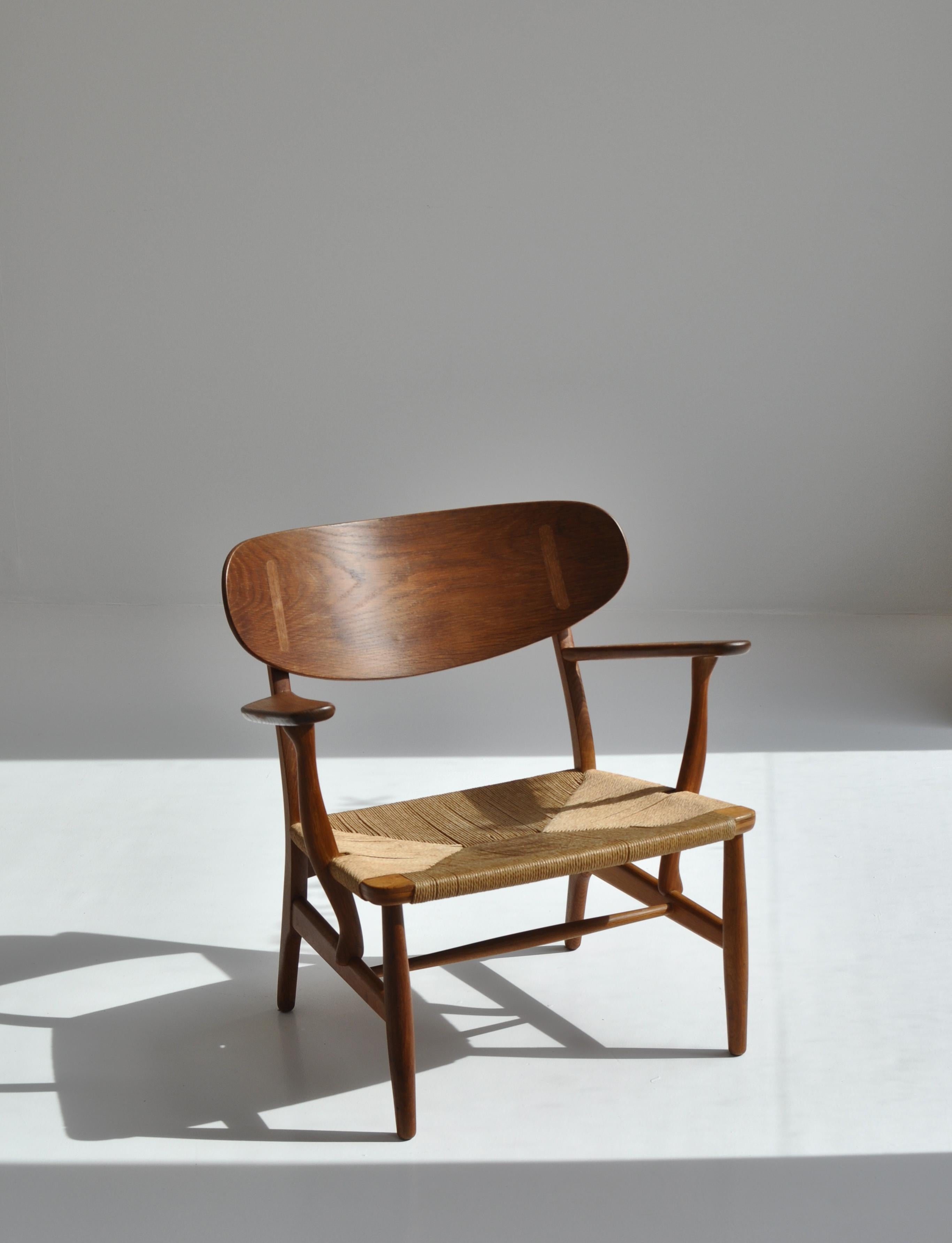 Hans J. Wegner Early Production Danish Modern Chair Model CH22