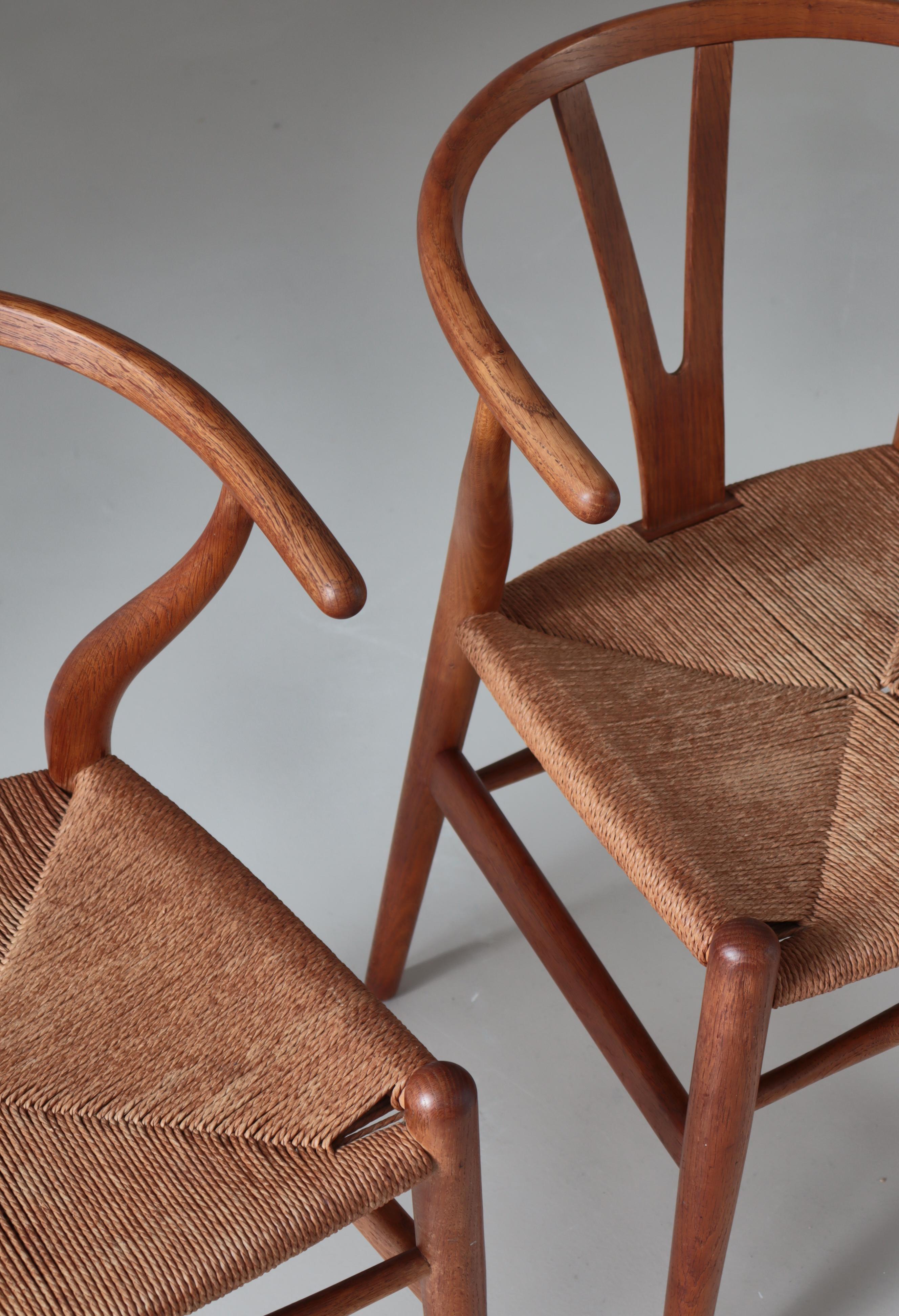 Sedia Hans J. Wegner con timbro Carl Hansen & Son CH-24 