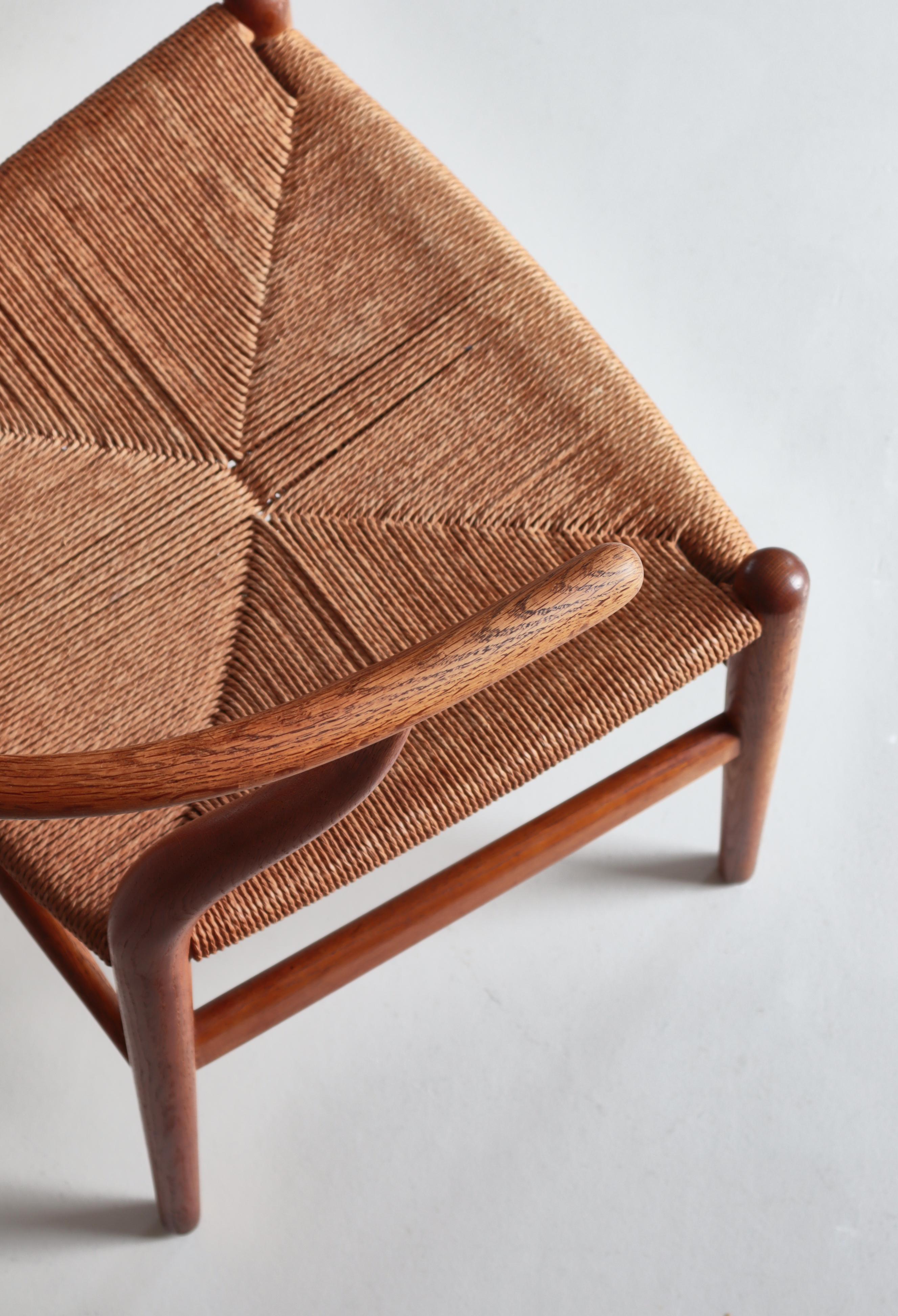 Sedia Hans J. Wegner con timbro Carl Hansen & Son CH-24 