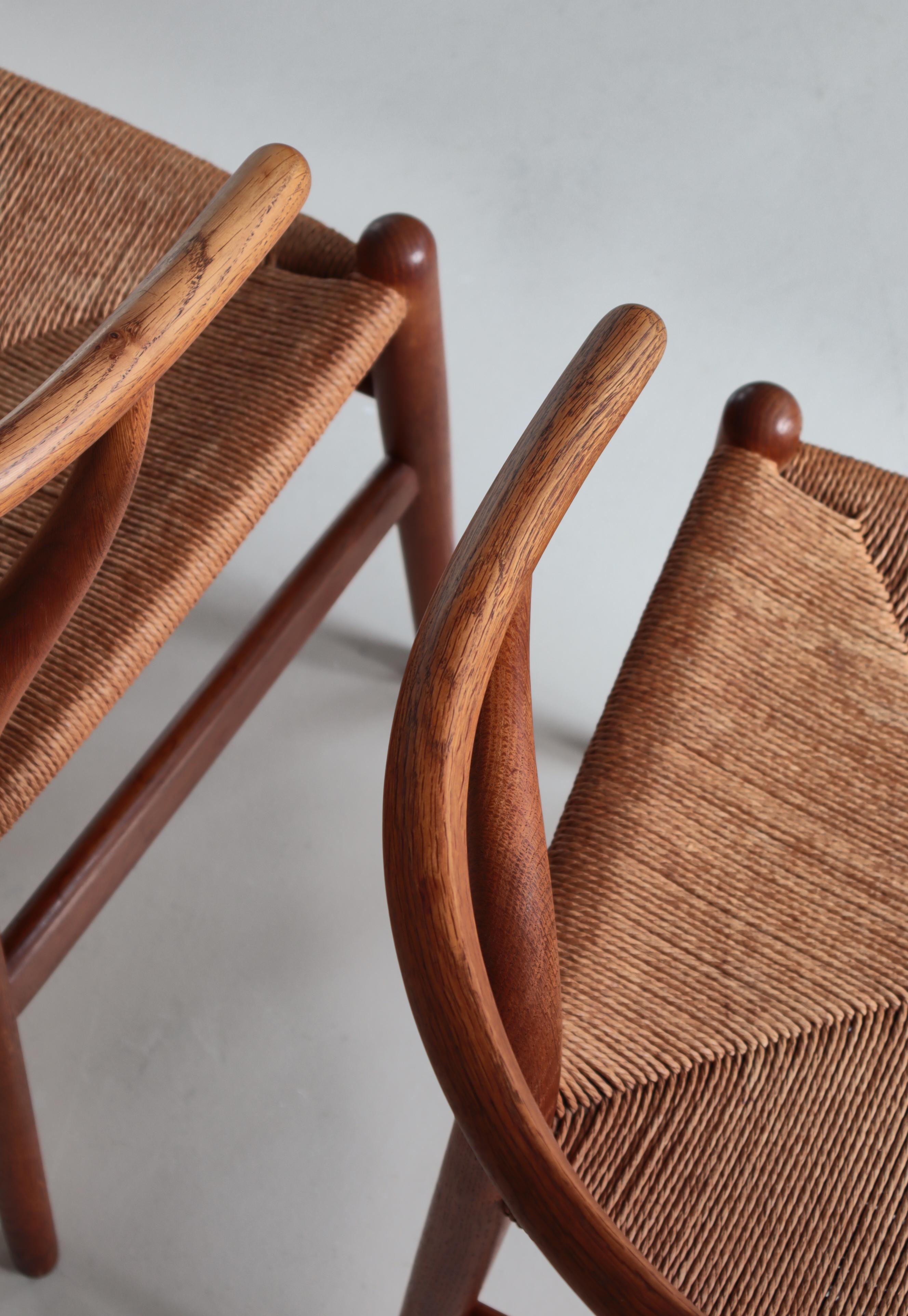 Sedia Hans J. Wegner con timbro Carl Hansen & Son CH-24 