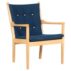 Hans J. Wegner Easy Chair 1788 of Beech by Fritz Hansen with New Kvadrat Fabric