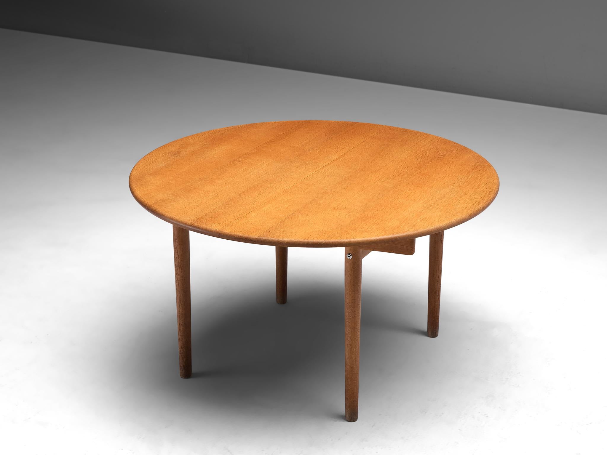 Danish Hans J. Wegner Extendable PP70 Table in Oak
