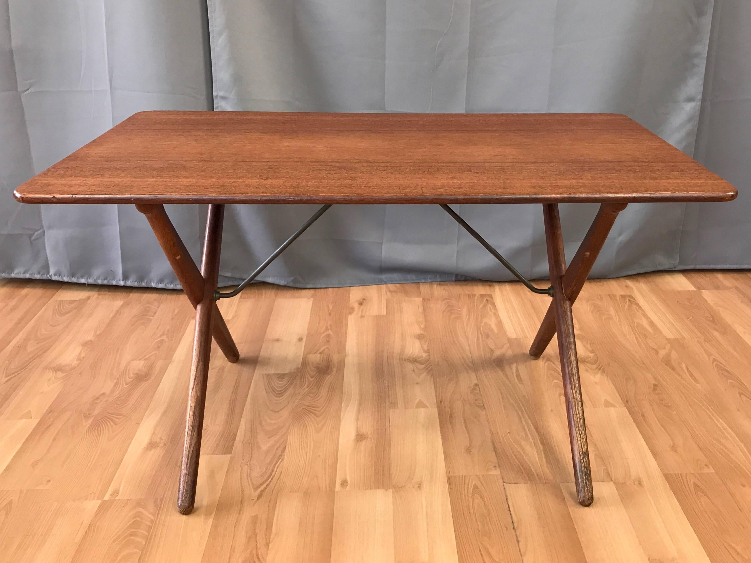 Hans J. Wegner for Andreas Tuck Model AT-308 Teak Coffee Table In Good Condition In San Francisco, CA