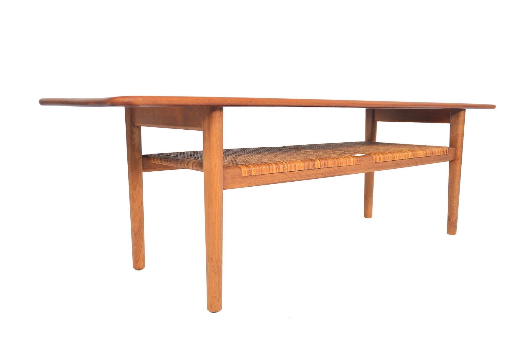 Hans J. Wegner for Andreas Tuck Teak and Oak Coffee Table In Good Condition In Berkeley, CA