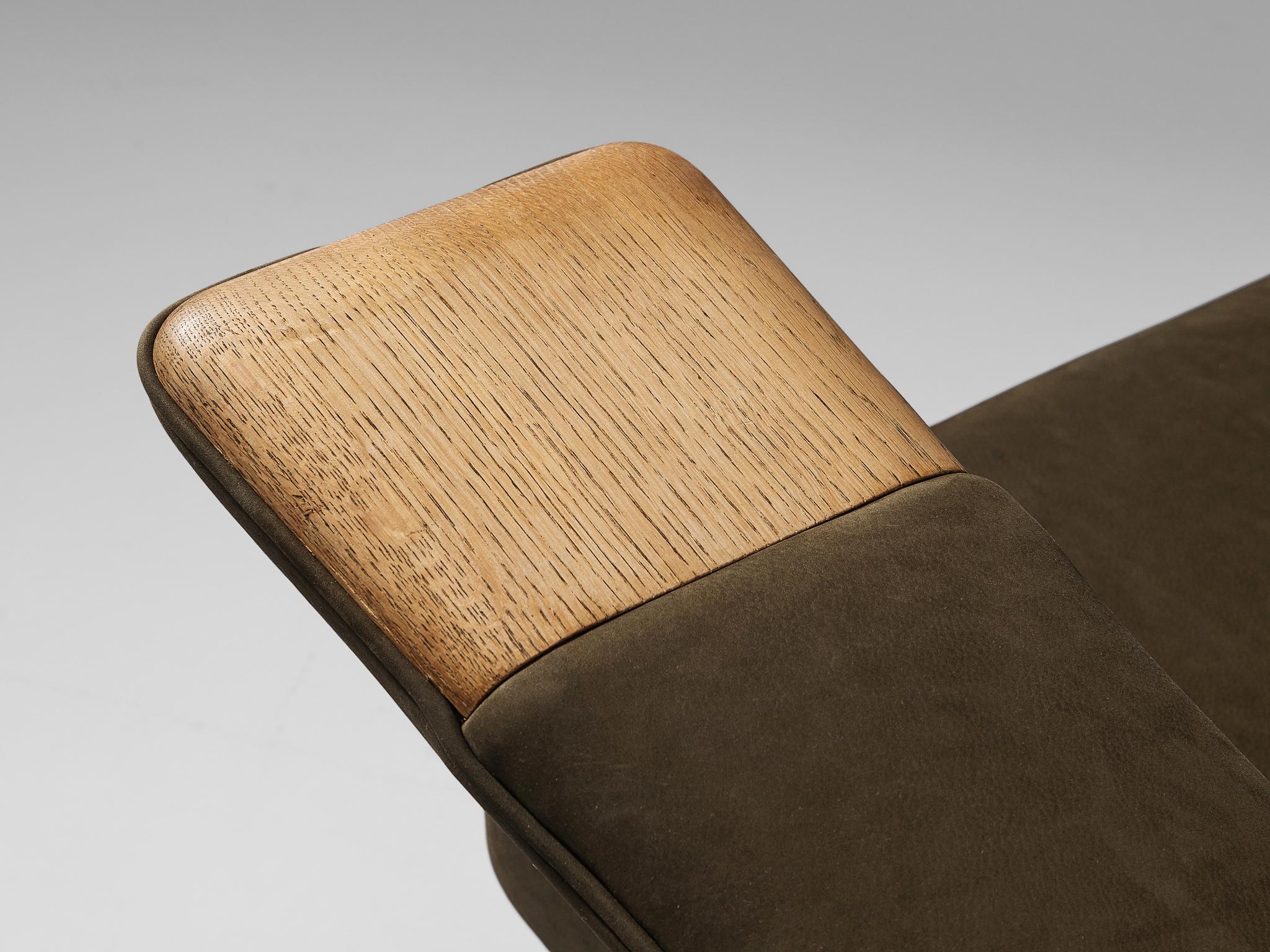 Hans J. Wegner for A.P. Stolen ‘New Papa Bear’ Easy Chair in Nubuck Leather For Sale 2