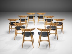 Hans J. Wegner for Carl Hansen & Søn Set of Ten Dining Chairs in Oak and Leather