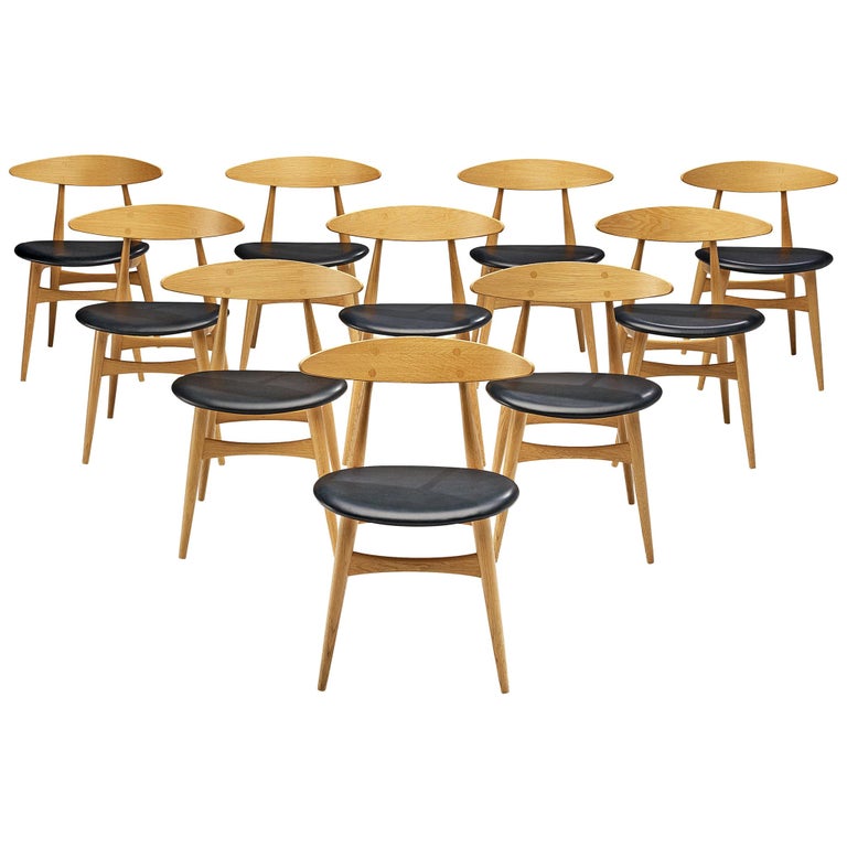 Hans J. Wegner for Carl Hansen and Søn Set of Ten Chairs in Oak and For Sale at 1stDibs wegner ch 33