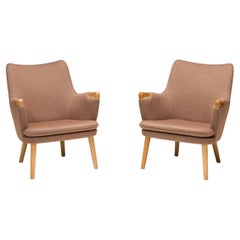 Hans J. Wegner for Carl Hansen & Son CH71 Beige Fabric Armchairs, Set of 2