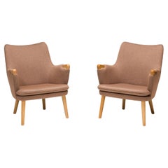 Hans J. Wegner for Carl Hansen & Son CH71  Beige Fabric Armchairs, Set of 2