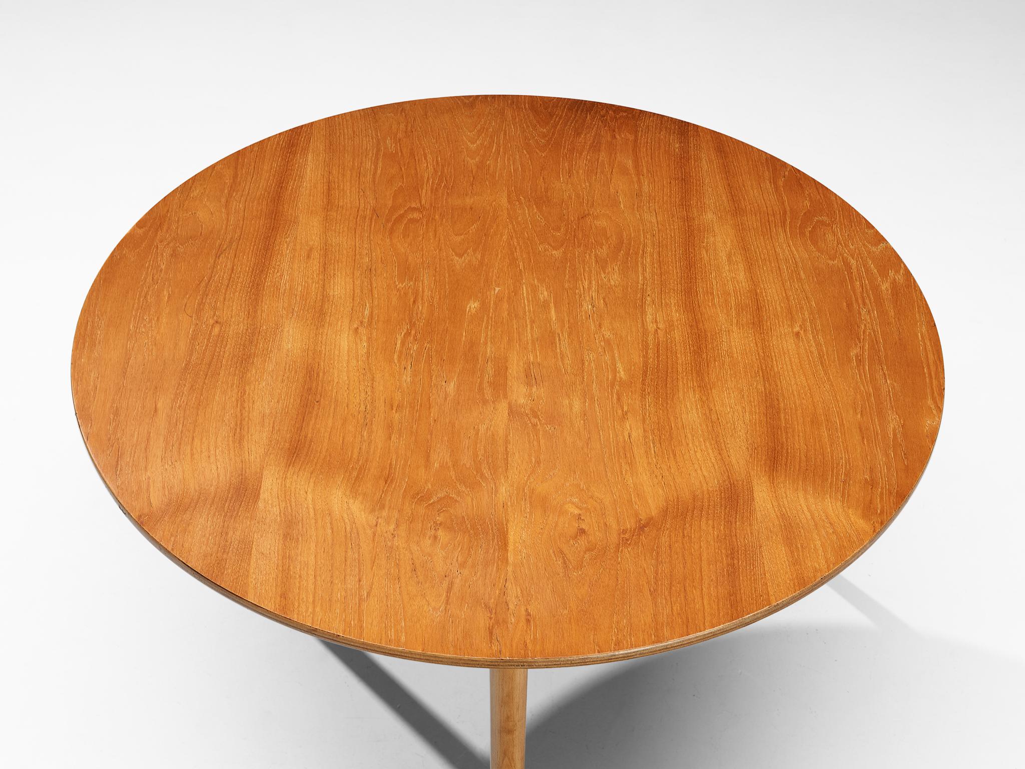 Faggio Tavolo da pranzo rotondo 'Heart' in teak di Hans J. Wegner per Fritz Hansen