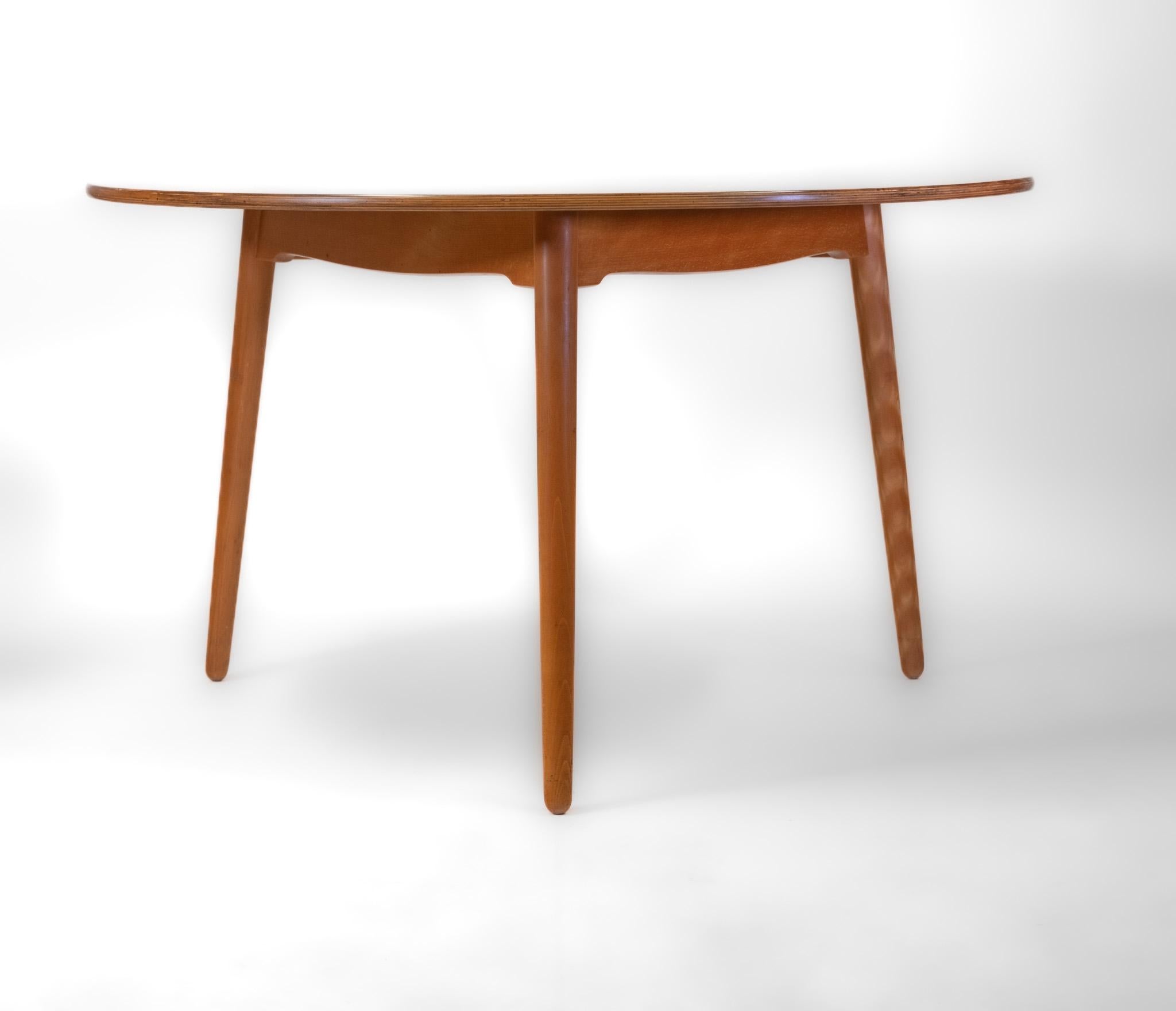 Hans J. Wegner For Fritz Hansen Vintage Table & Six 'Heart' Chairs Model Fh4103 For Sale 6