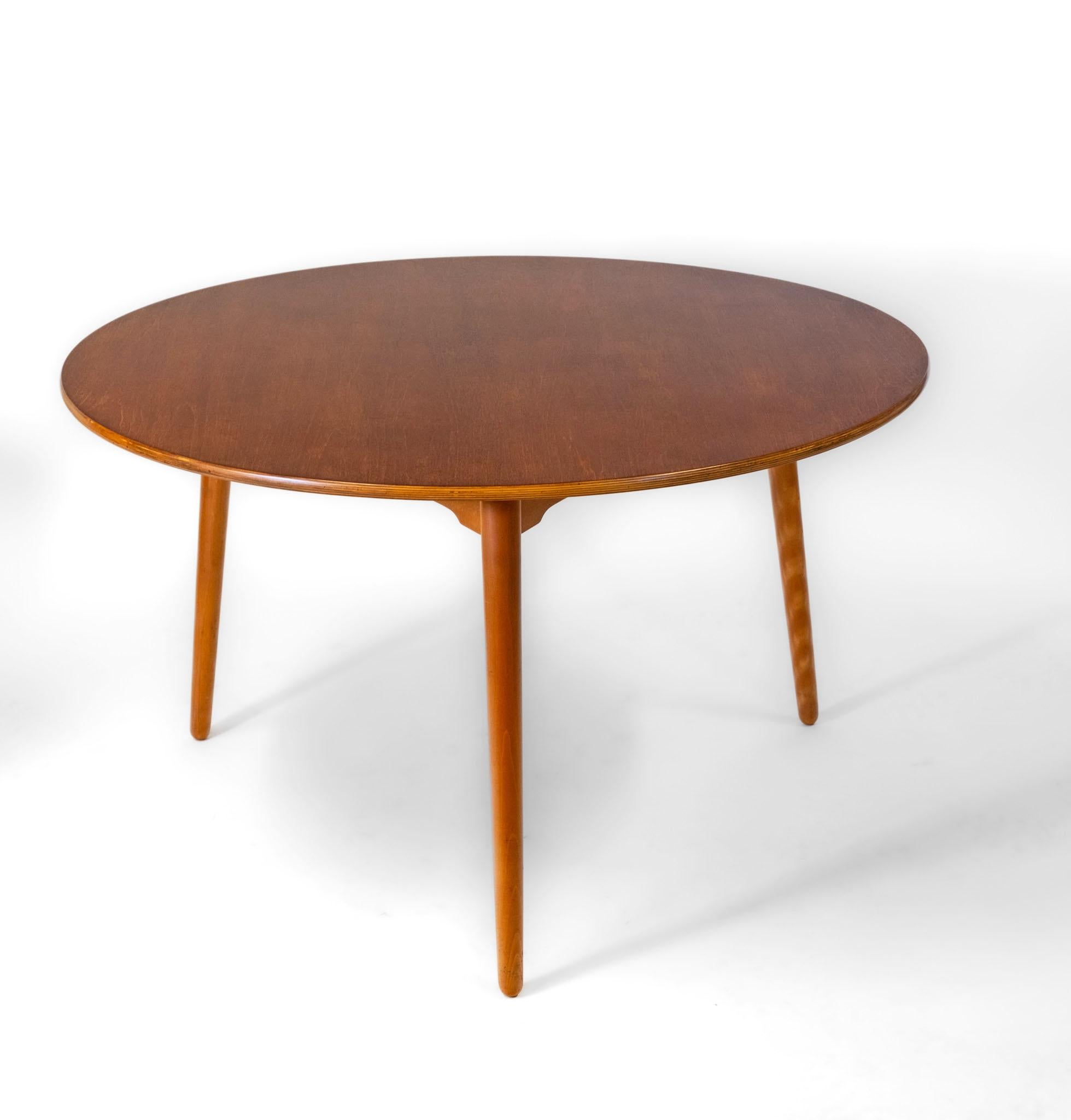 Hans J. Wegner For Fritz Hansen Vintage Table & Six 'Heart' Chairs Model Fh4103 For Sale 7