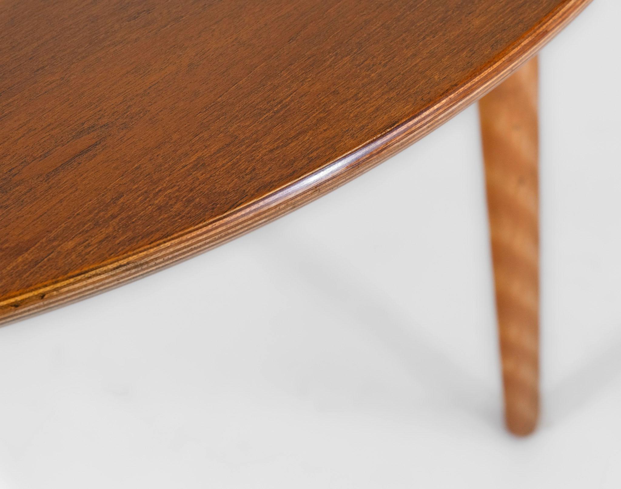 Hans J. Wegner For Fritz Hansen Vintage Table & Six 'Heart' Chairs Model Fh4103 For Sale 9