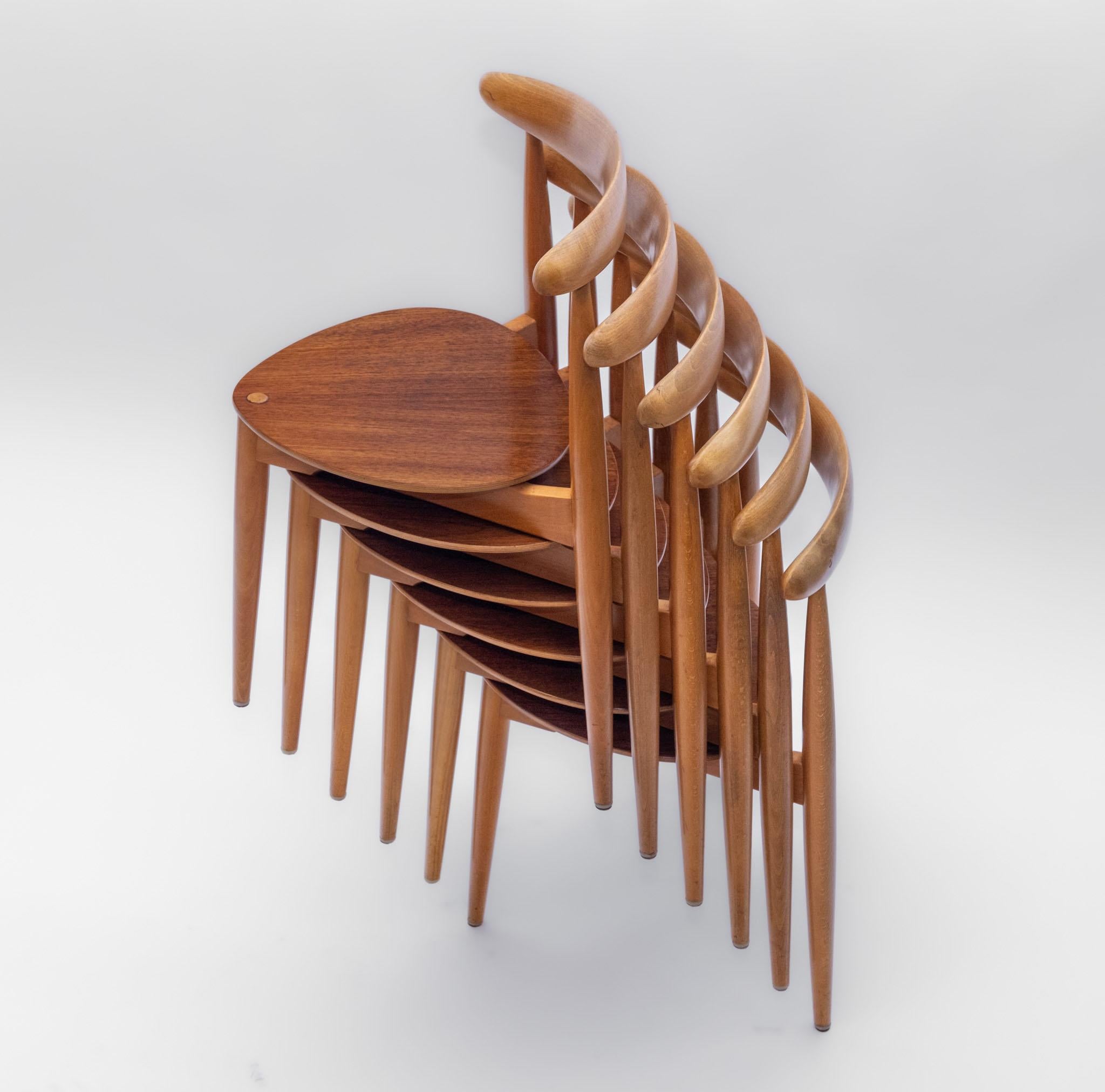 Hans J. Wegner For Fritz Hansen Vintage Table & Six 'Heart' Chairs Model Fh4103 In Good Condition For Sale In Norwich, GB