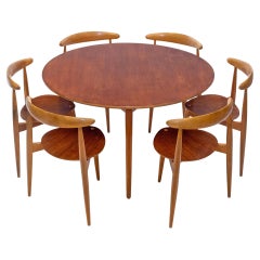 Hans J. Wegner For Fritz Hansen Vintage Table & Six 'Heart' Chairs Model Fh4103