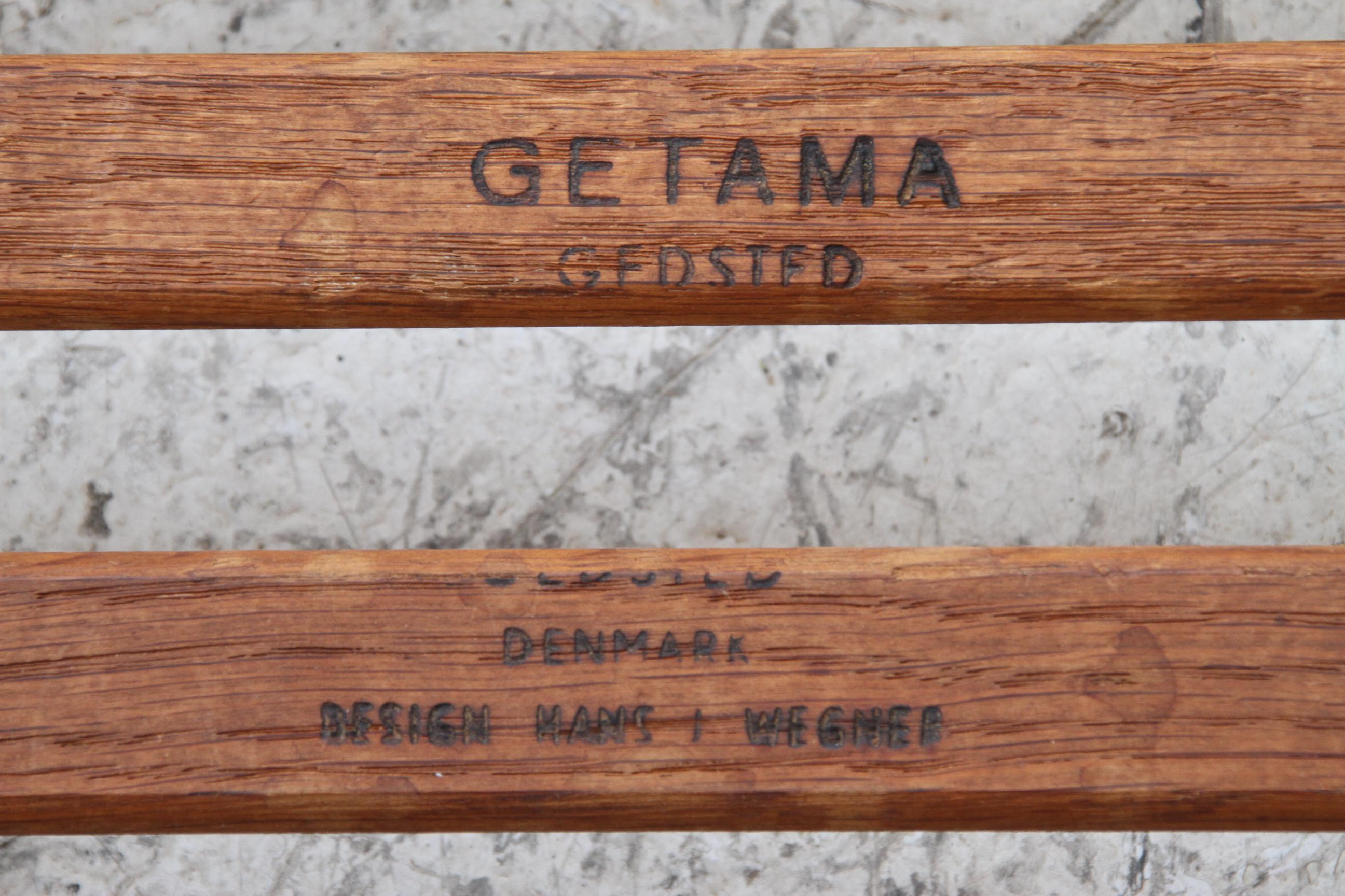 Hans J. Wegner for Getama 'Cigar' Stool in Solid Oak with Orange Cushion For Sale 5