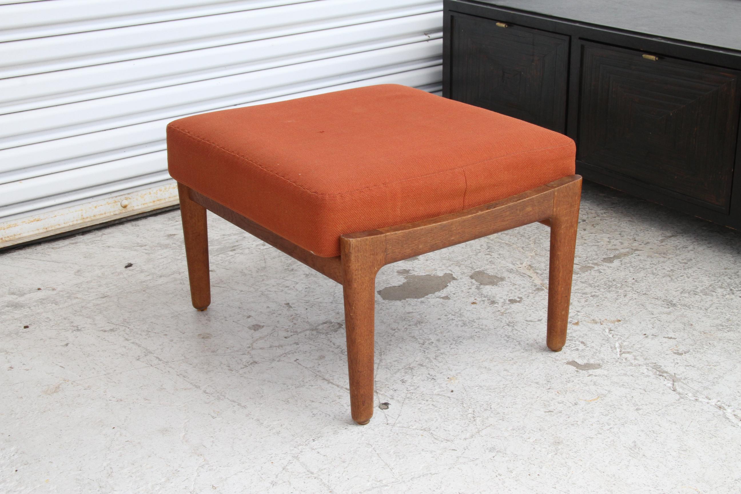 Mid-20th Century Hans J. Wegner for Getama 'Cigar' Stool in Solid Oak with Orange Cushion For Sale