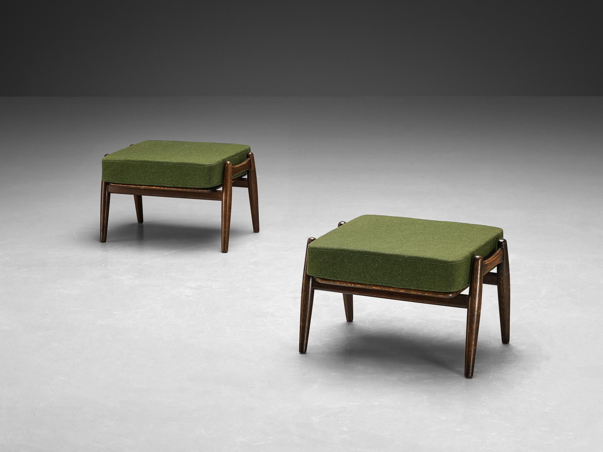 Scandinavian Modern Hans J. Wegner for Getama 'Cigar' Stools in Solid Oak with Green Cushion  For Sale