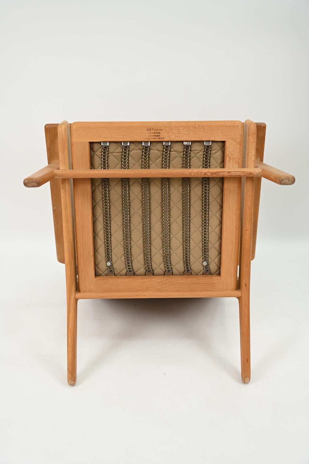 Hans J. Wegner for GETAMA GE 290 Oak Lounge Chair, 1950's 6