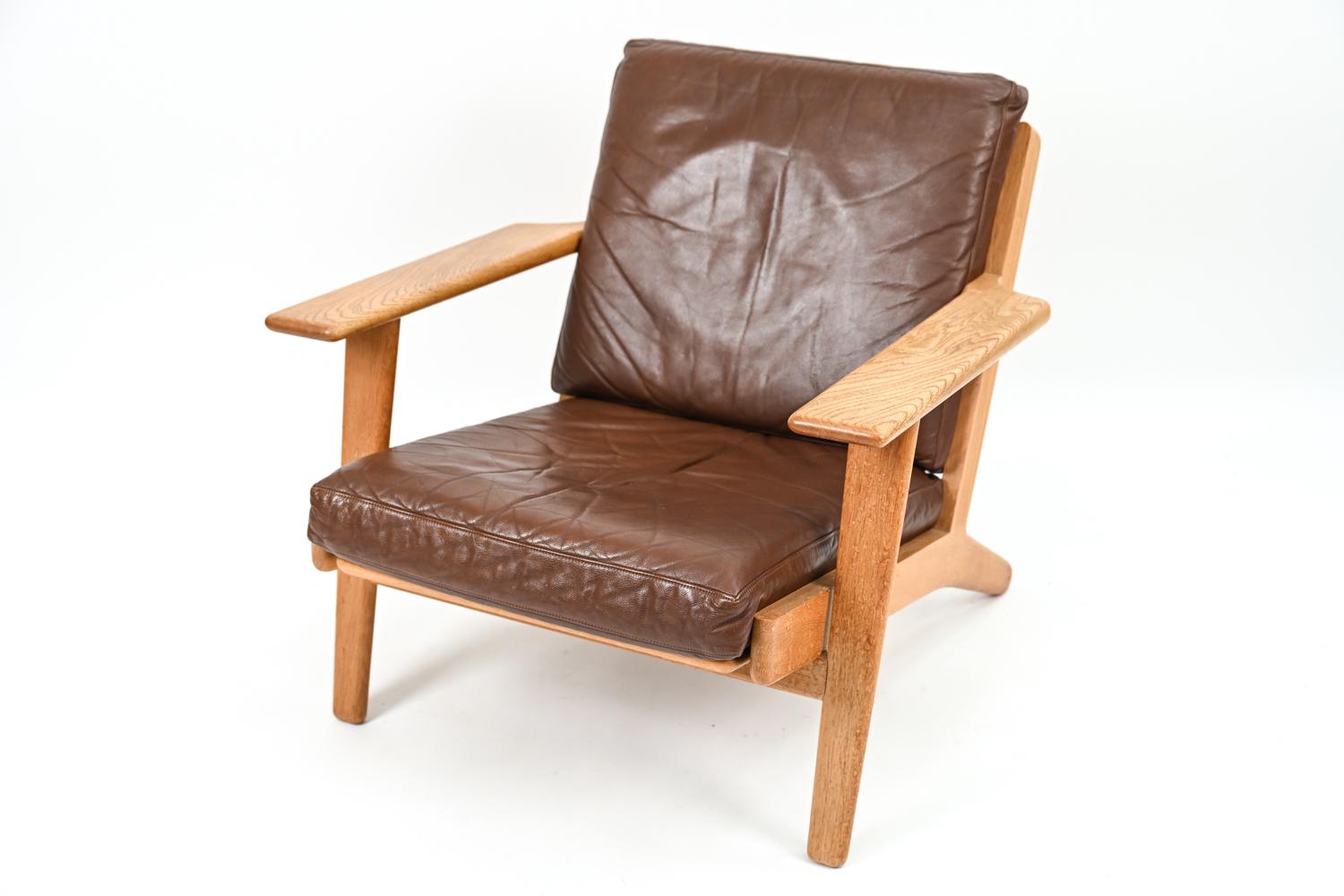 Mid-Century Modern Hans J. Wegner for GETAMA GE 290 Oak Lounge Chair, 1950's