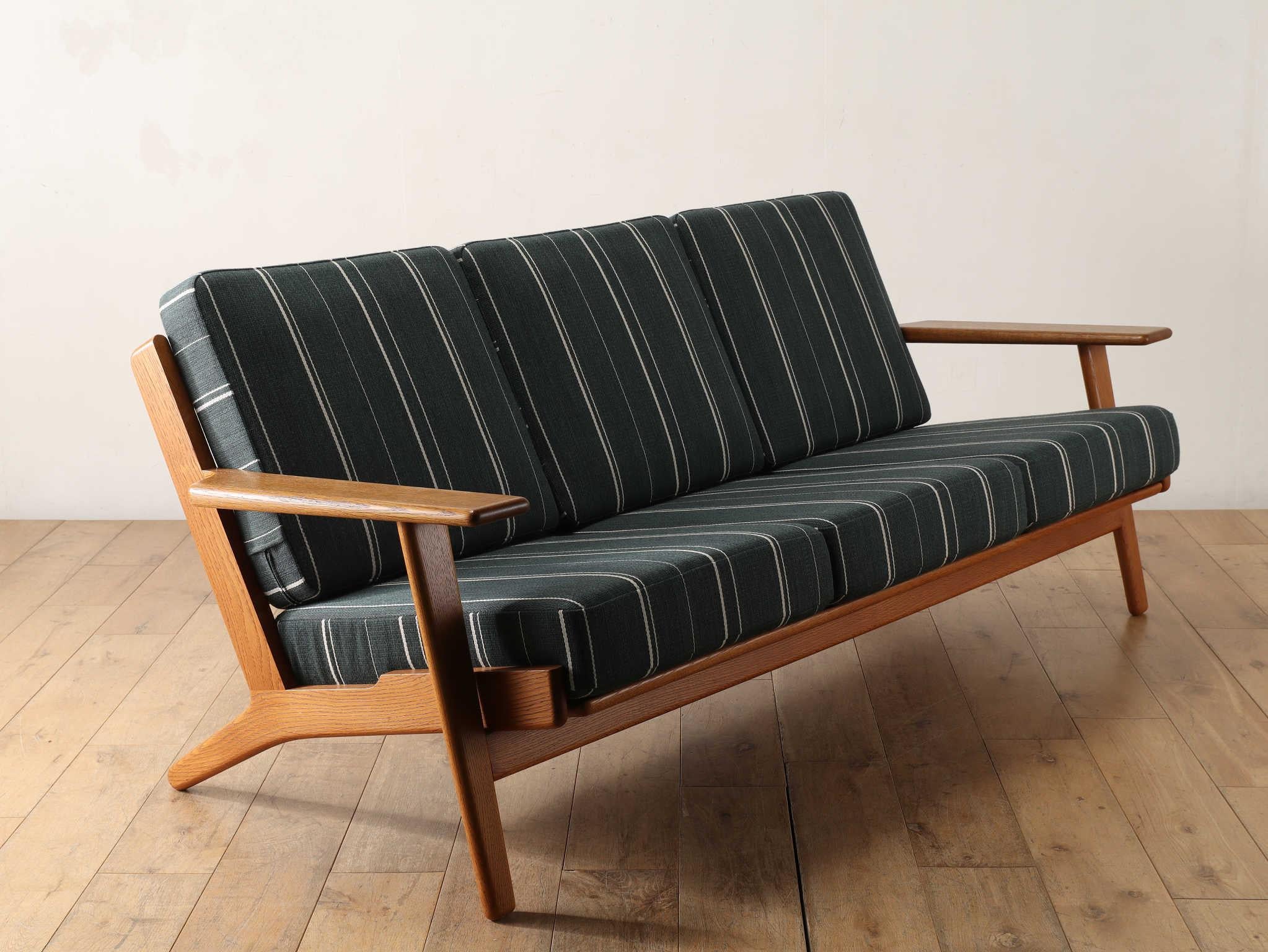 Canapé modèle GE-290 de Hans J. Wegner pour GETAMA en vente 5