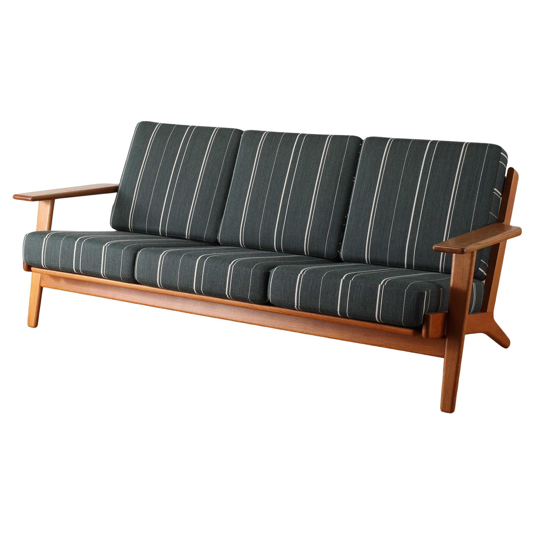 Hans Wegner, Model Ge 270 Sofa for GETAMA, 1960s at 1stDibs Hans Wegner, Model Ge 270 Sofa for GETAMA, 1960s at 1stDibs