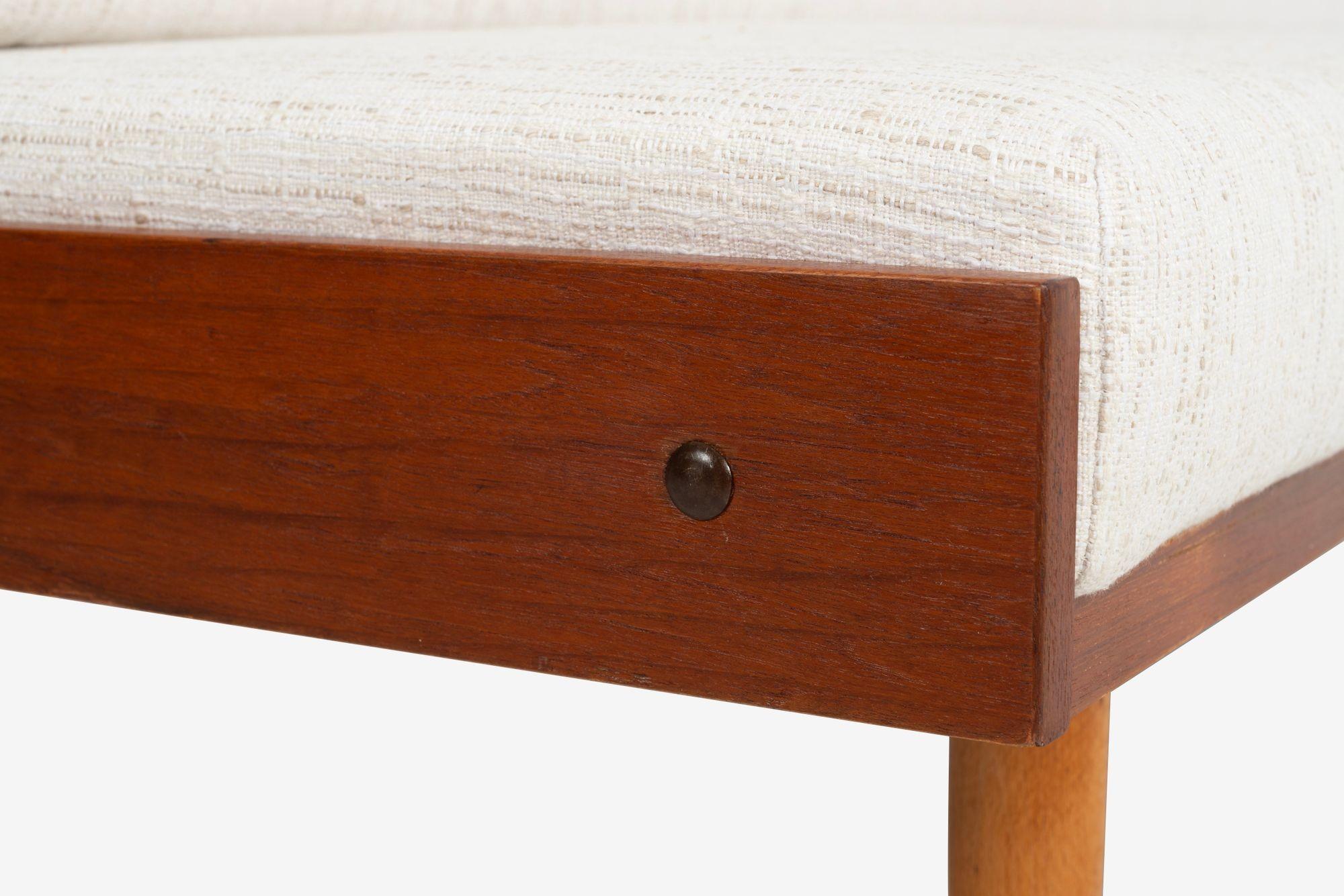 Hans J. Wegner for Getama – Model GE6 Teak Daybed, Denmark, 1960 For Sale 2