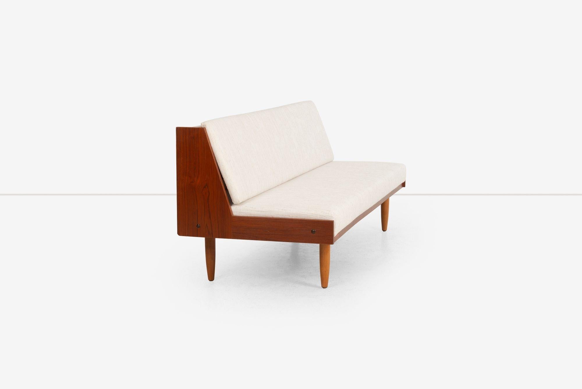 Mid-Century Modern Hans J. Wegner for Getama – Model GE6 Teak Daybed, Denmark, 1960 For Sale
