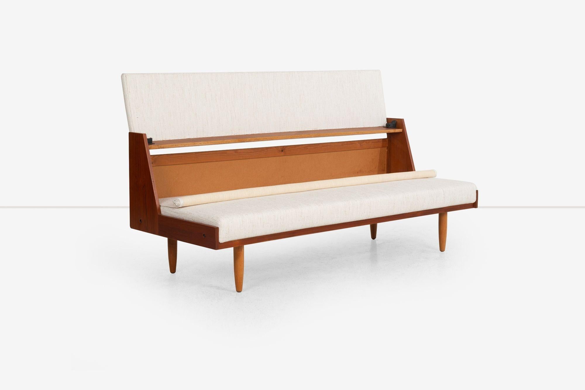 Mid-20th Century Hans J. Wegner for Getama – Model GE6 Teak Daybed, Denmark, 1960 For Sale