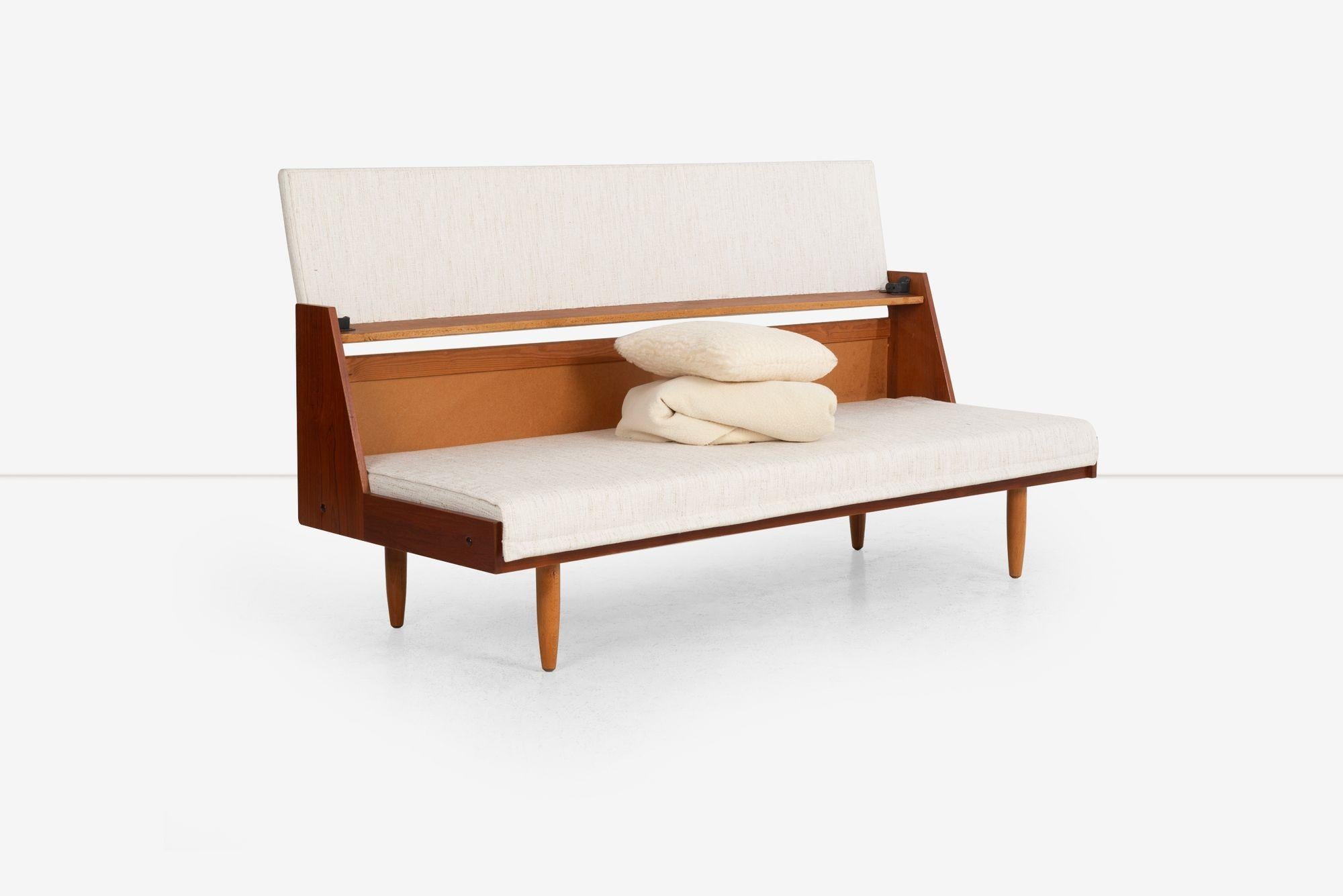 Upholstery Hans J. Wegner for Getama – Model GE6 Teak Daybed, Denmark, 1960 For Sale