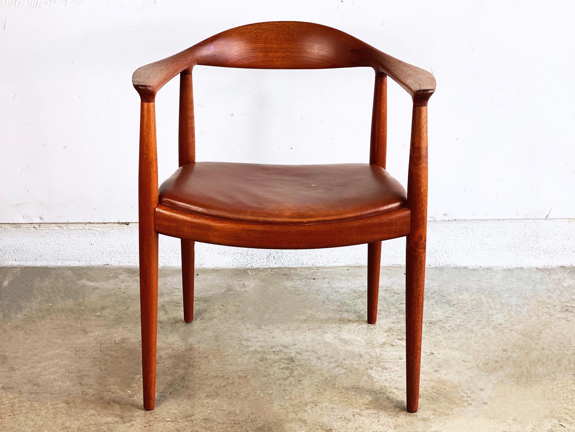 Scandinavian Modern Hans J. Wegner for Johannes Hansen Teak and Cognac Leather Round Chair