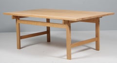 Hans J. Wegner for PP Møbler. Coffee Table, solid oak.