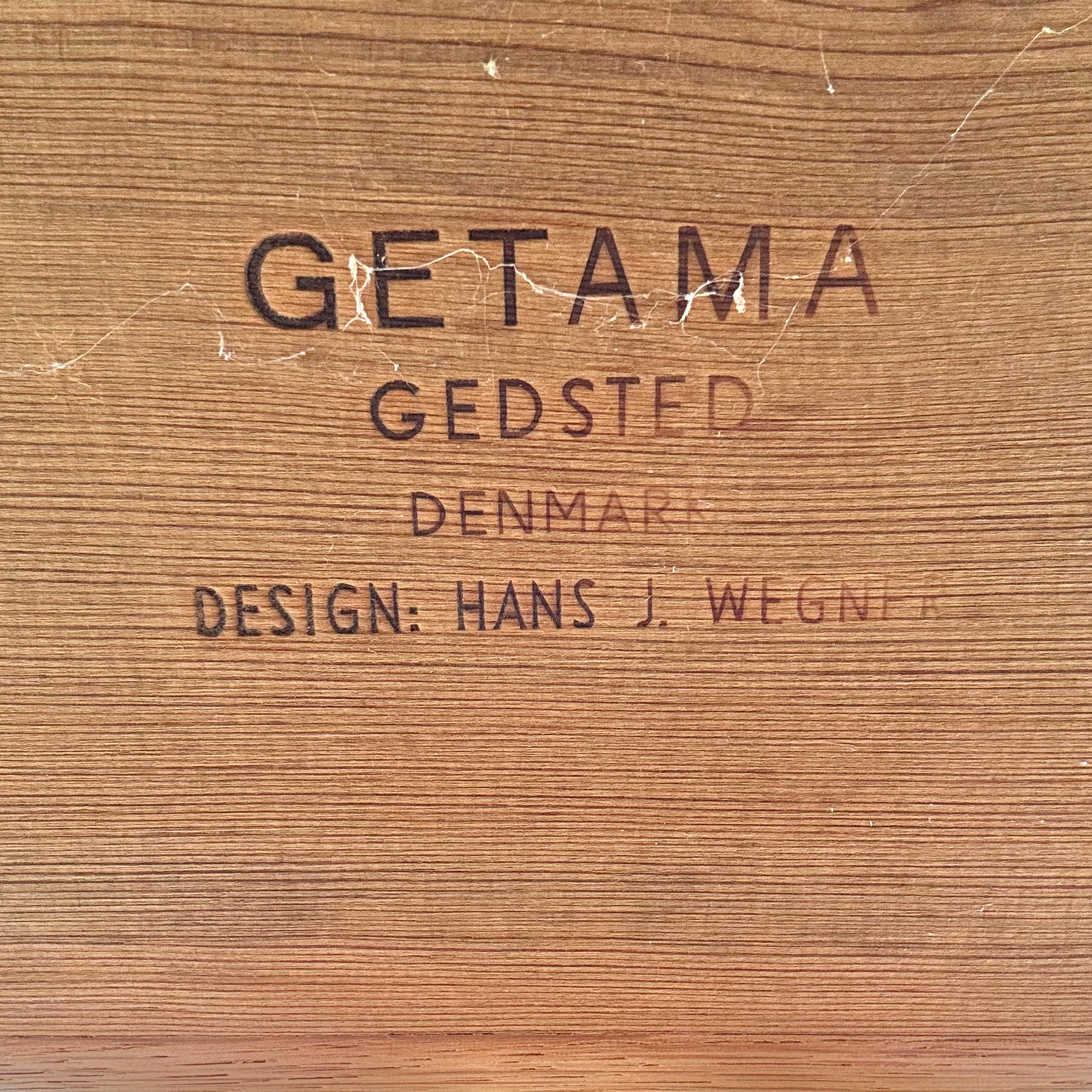 Hans J. Wegner Viersitziges Sofa für Getama im Angebot 5