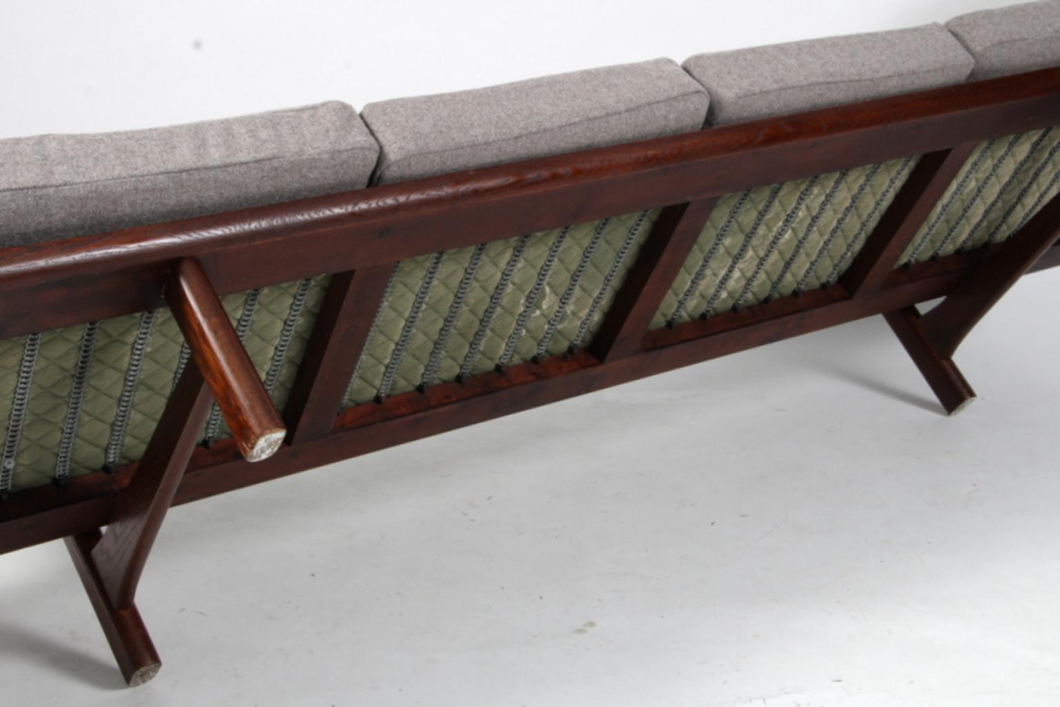Mid-20th Century Hans J. Wegner Four-Seat Sofa Model 236/4 Divina Wool and Smoked Oak