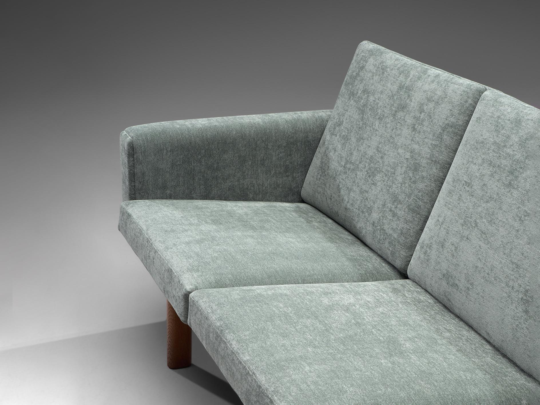 Hans J. Wegner 'GE-236/3' Dreisitzer-Sofa  (Skandinavische Moderne) im Angebot