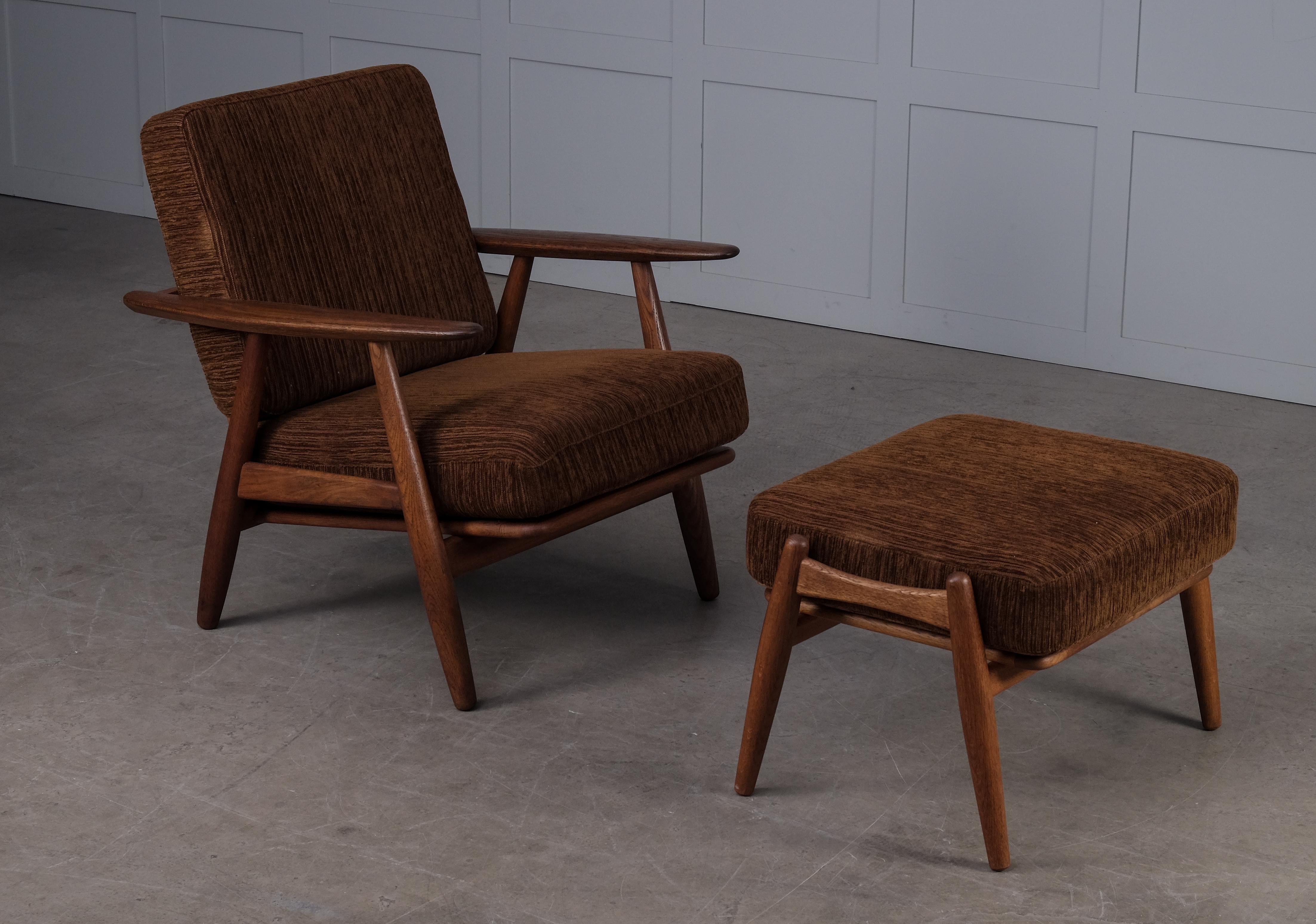 Swedish Hans J. Wegner GE 240 Oak Cigar Easy Chair with Ottoman, 1950s