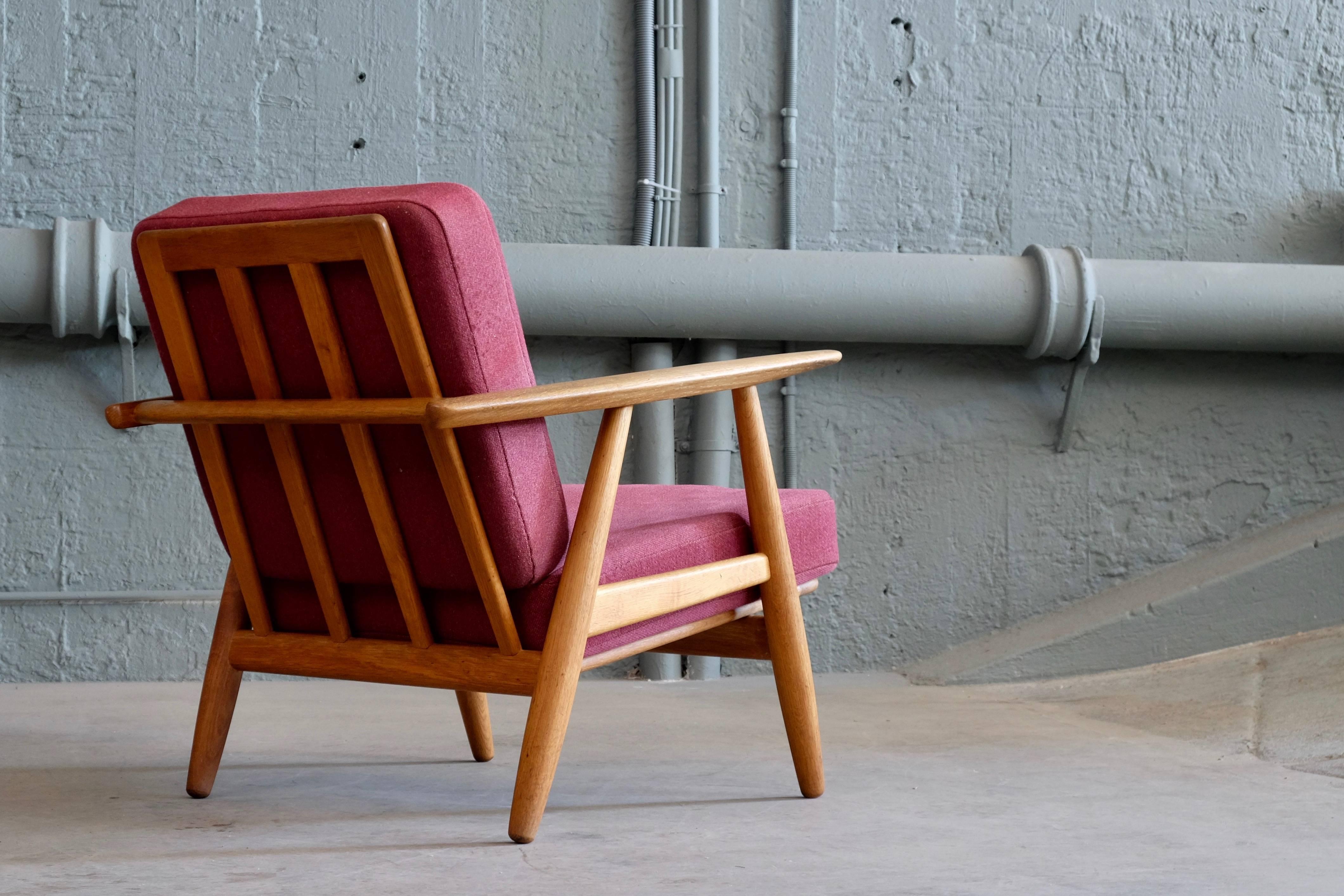 Hans J. Wegner GE 240 Oak Cigar Easy Chairs, 1950s 5