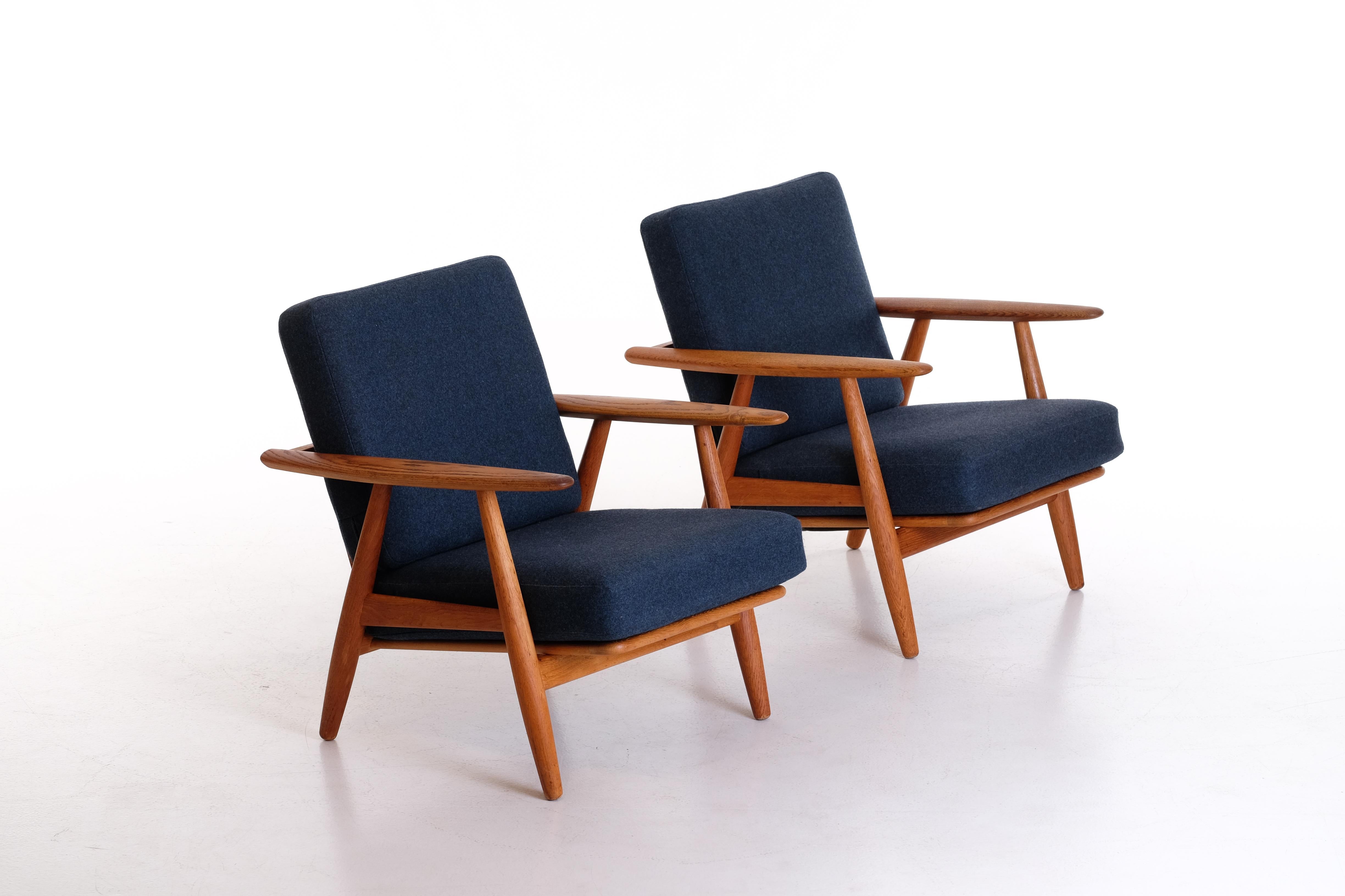 Milieu du XXe siècle Hans J. Wegner GE 240 Oak Oak Cigar Easy Chairs, années 1950 en vente