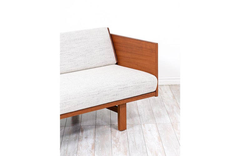 Hans J. Wegner GE-259 Adjustable Daybed Sofa for Getama 5