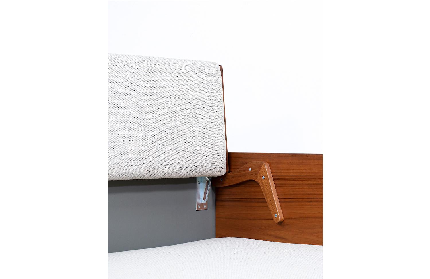 Expertly Restored - Hans J. Wegner GE-259 Adjustable Daybed Sofa for Getama For Sale 7