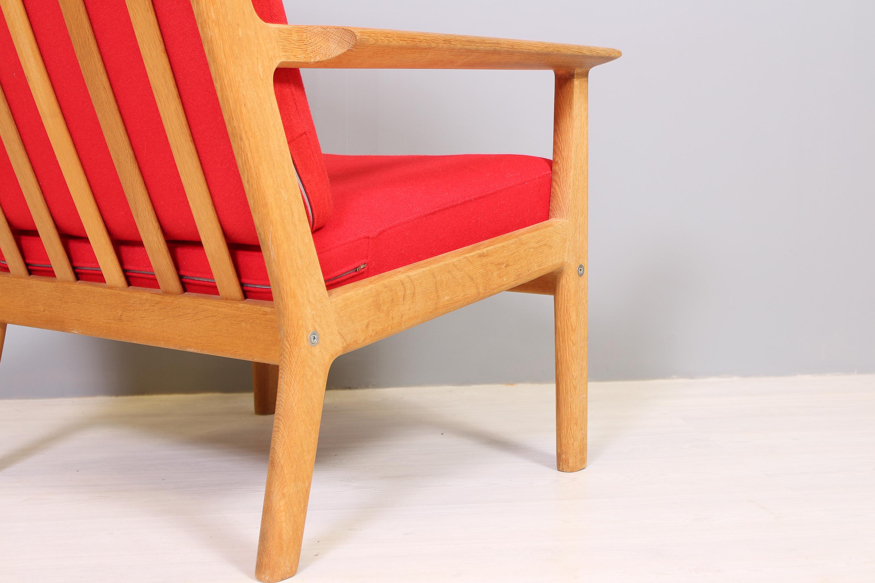 Hans J Wegner GE-265A Oak Lounge Chair by GETAMA, 1960s  4