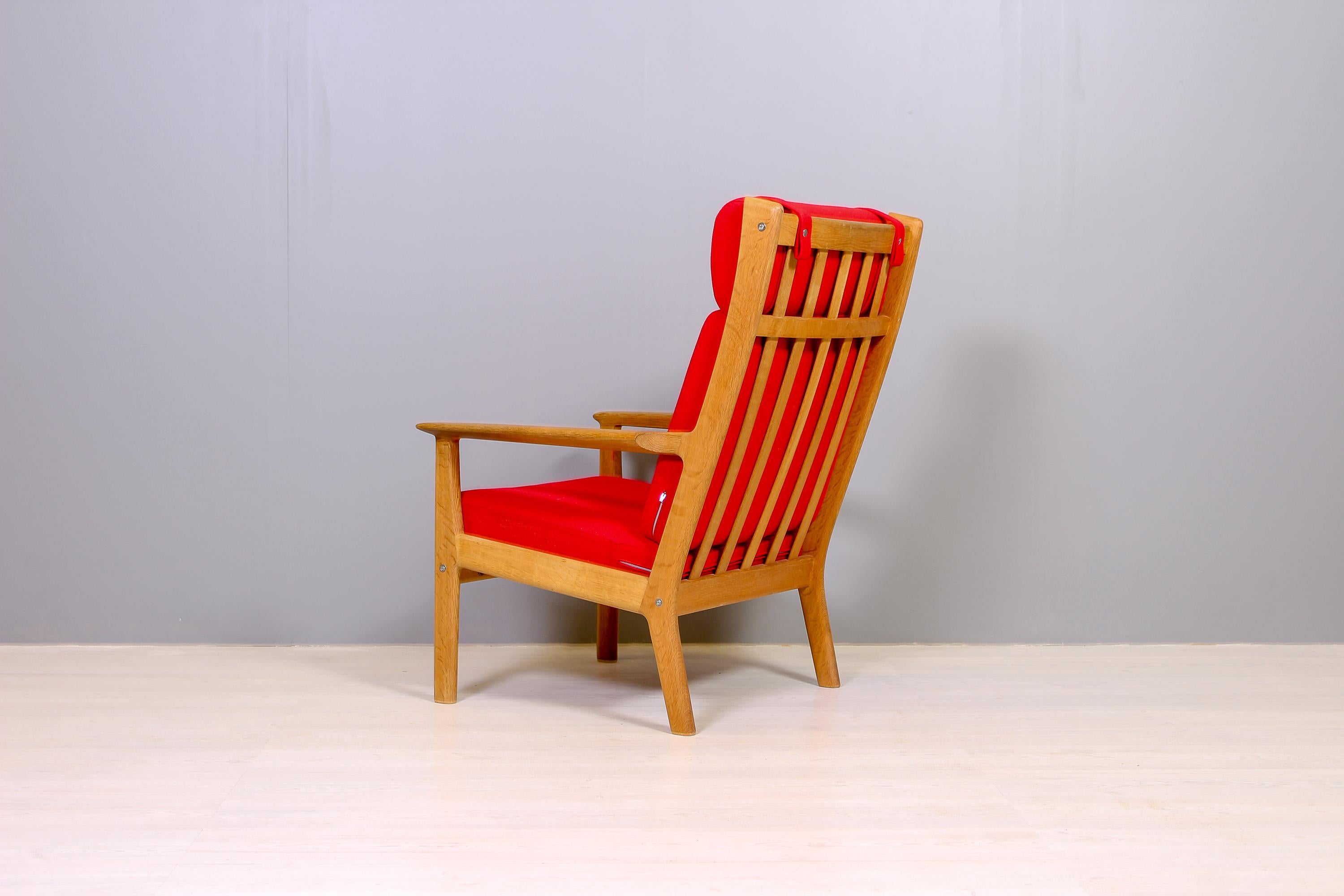 Danish Hans J Wegner GE-265A Oak Lounge Chair by GETAMA, 1960s 